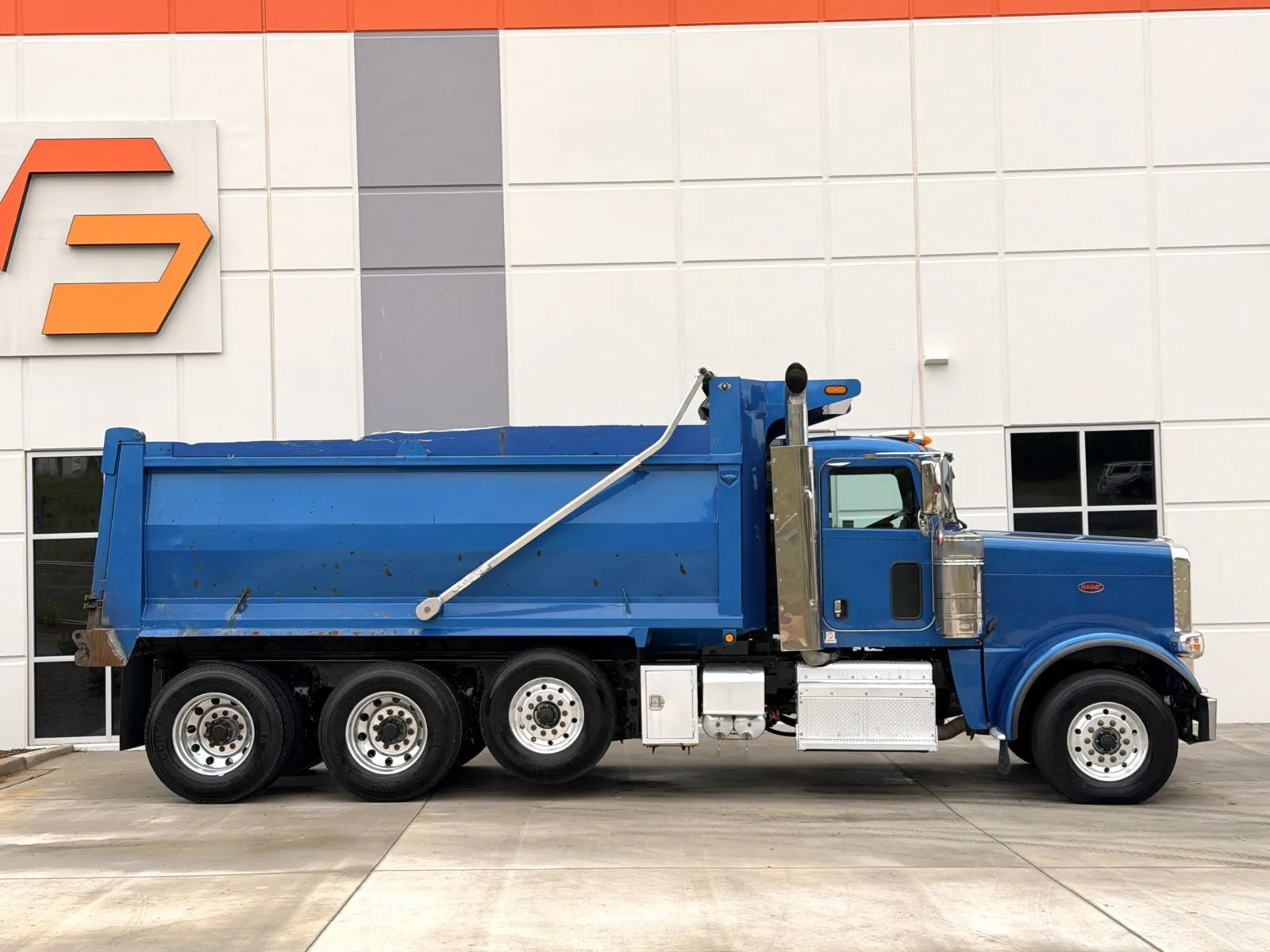 2016 Peterbilt 389 in Greer, SC — photo 4