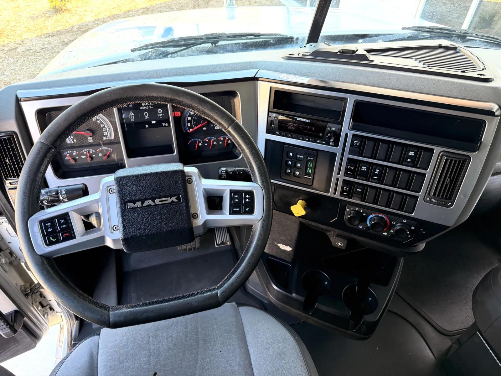 2022 Mack Granite in Greer, SC — photo 17
