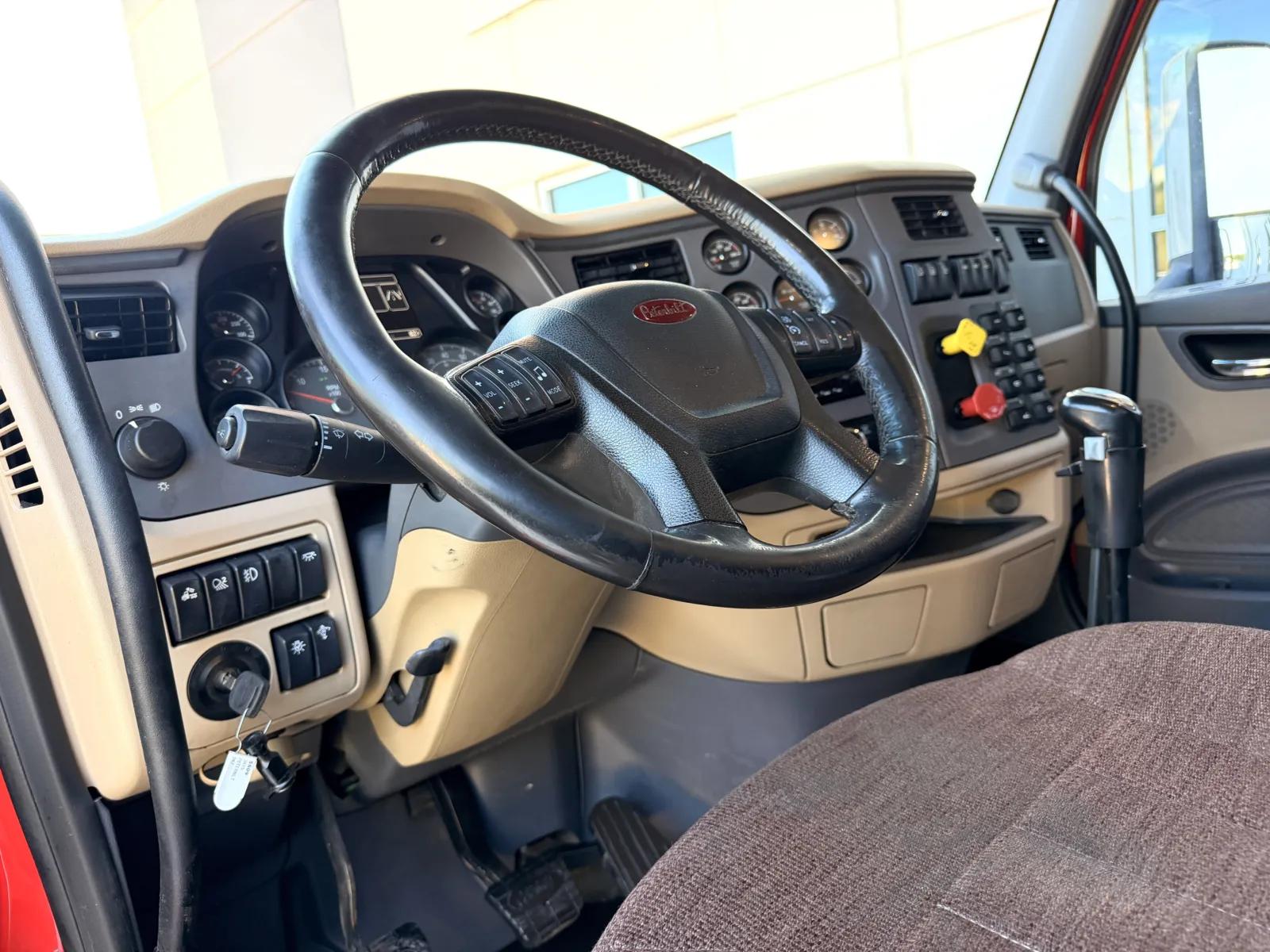 2015 Peterbilt 567 in Greer, SC — photo 14