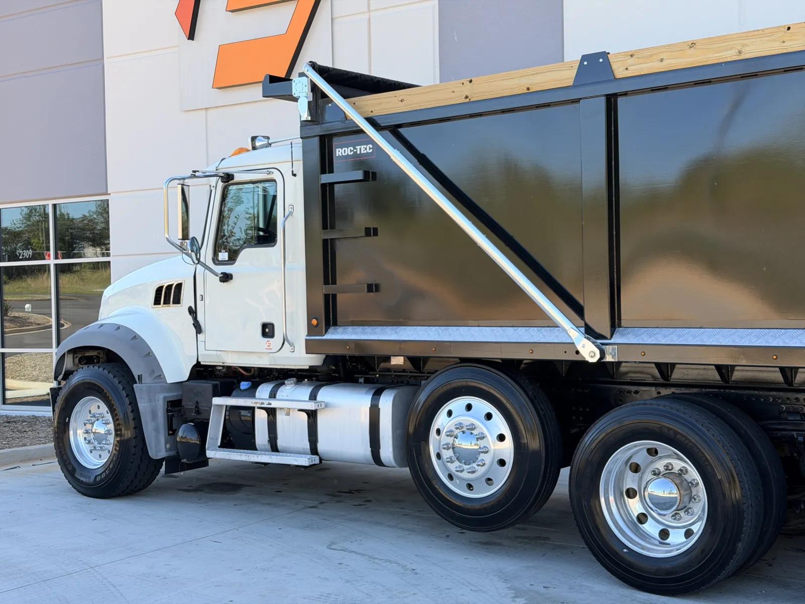 2020 Mack Granite in Greer, SC — photo 9