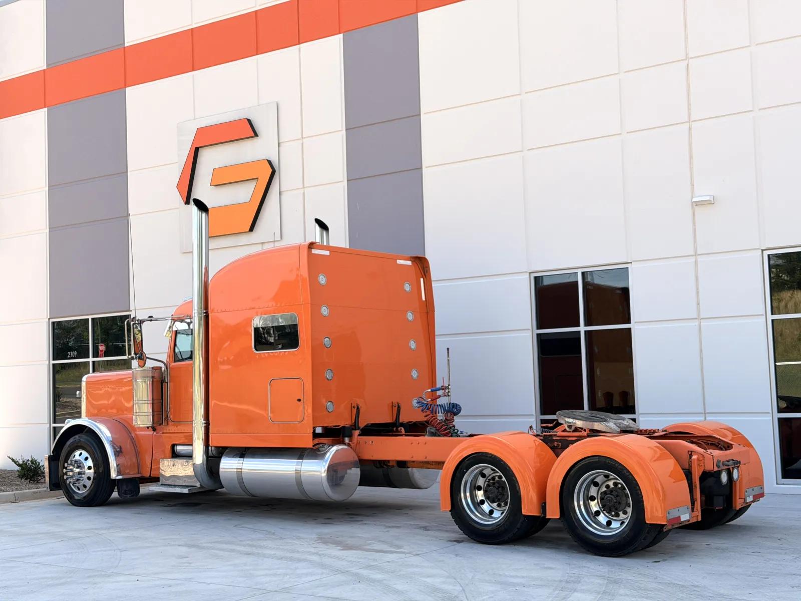 2017 Peterbilt 389 in Greer, SC — photo 6