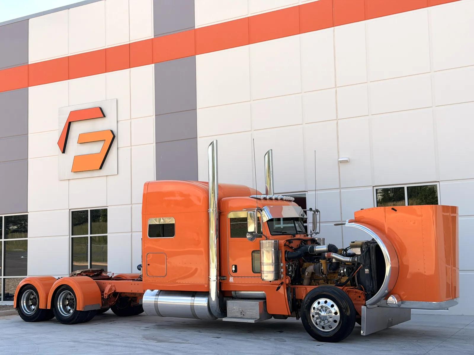 2017 Peterbilt 389 in Greer, SC — photo 9