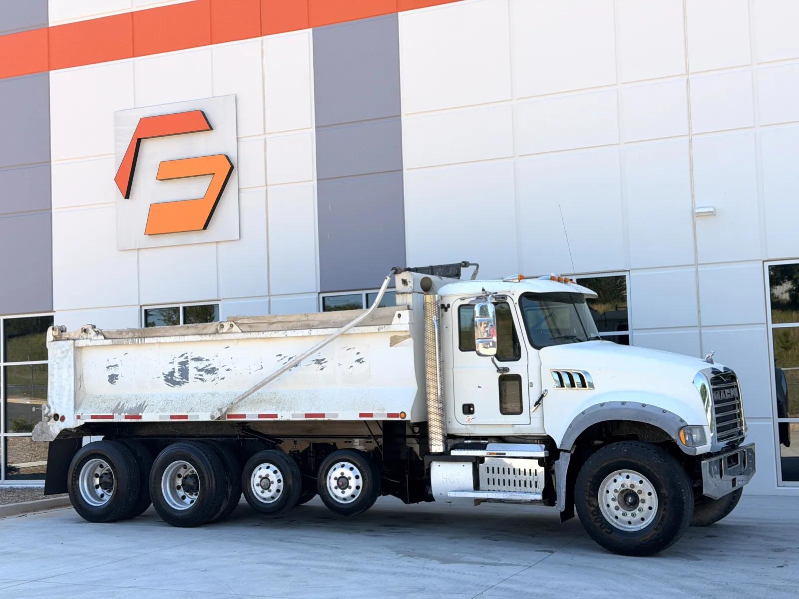 2017 Mack Granite in Greer, SC — photo 2