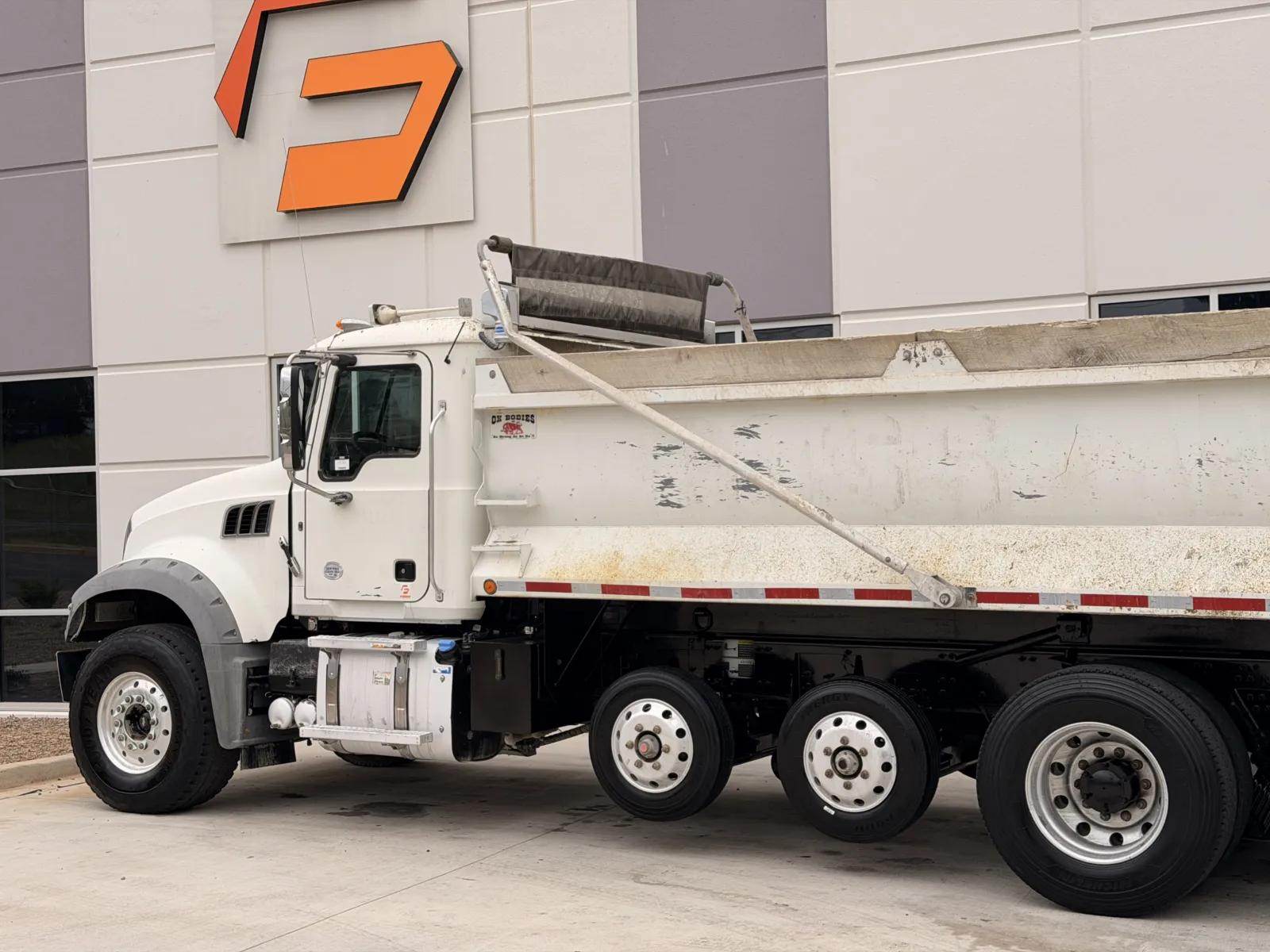 2017 Mack Granite in Greer, SC — photo 9