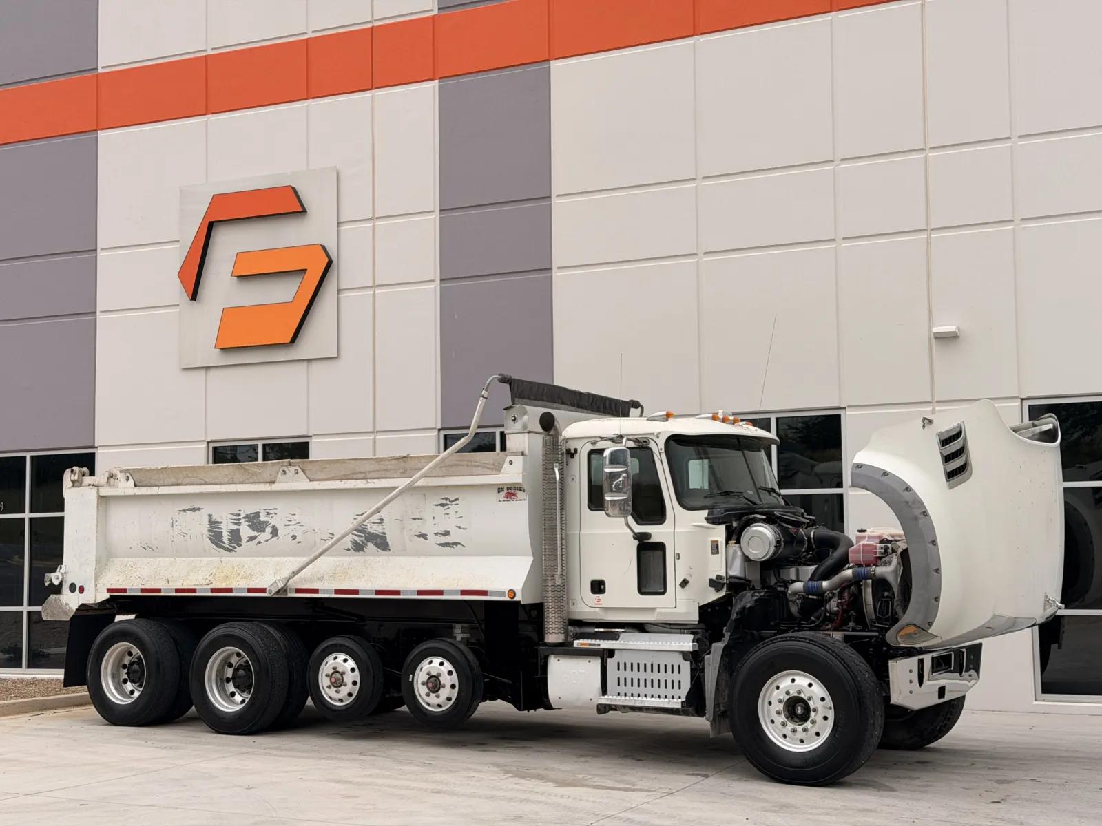2017 Mack Granite in Greer, SC — photo 10