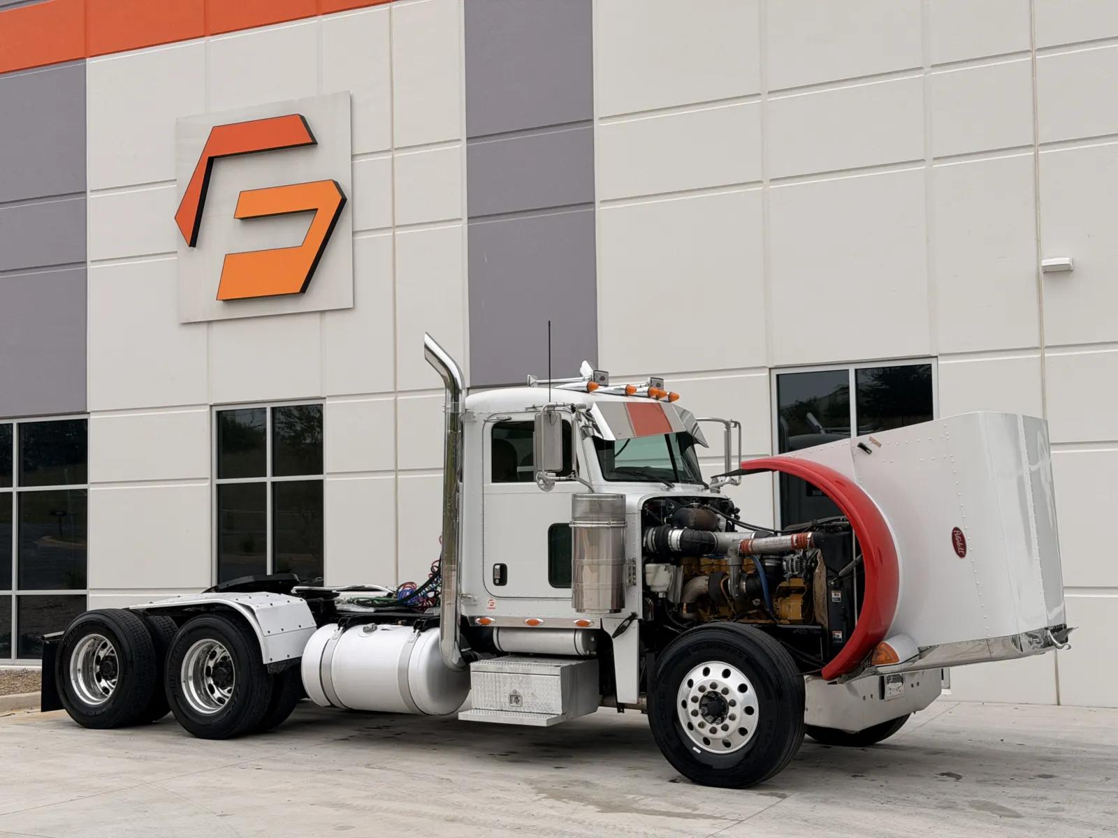 2005 Peterbilt 379 in Greer, SC — photo 9