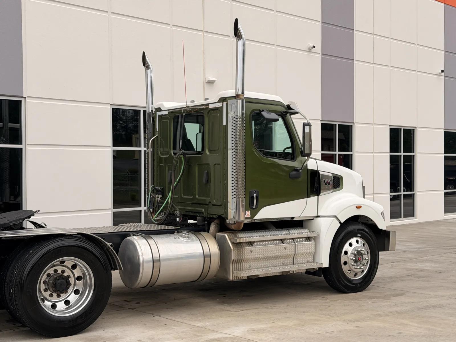 2023 Western Star 49X in Greer, SC — photo 7