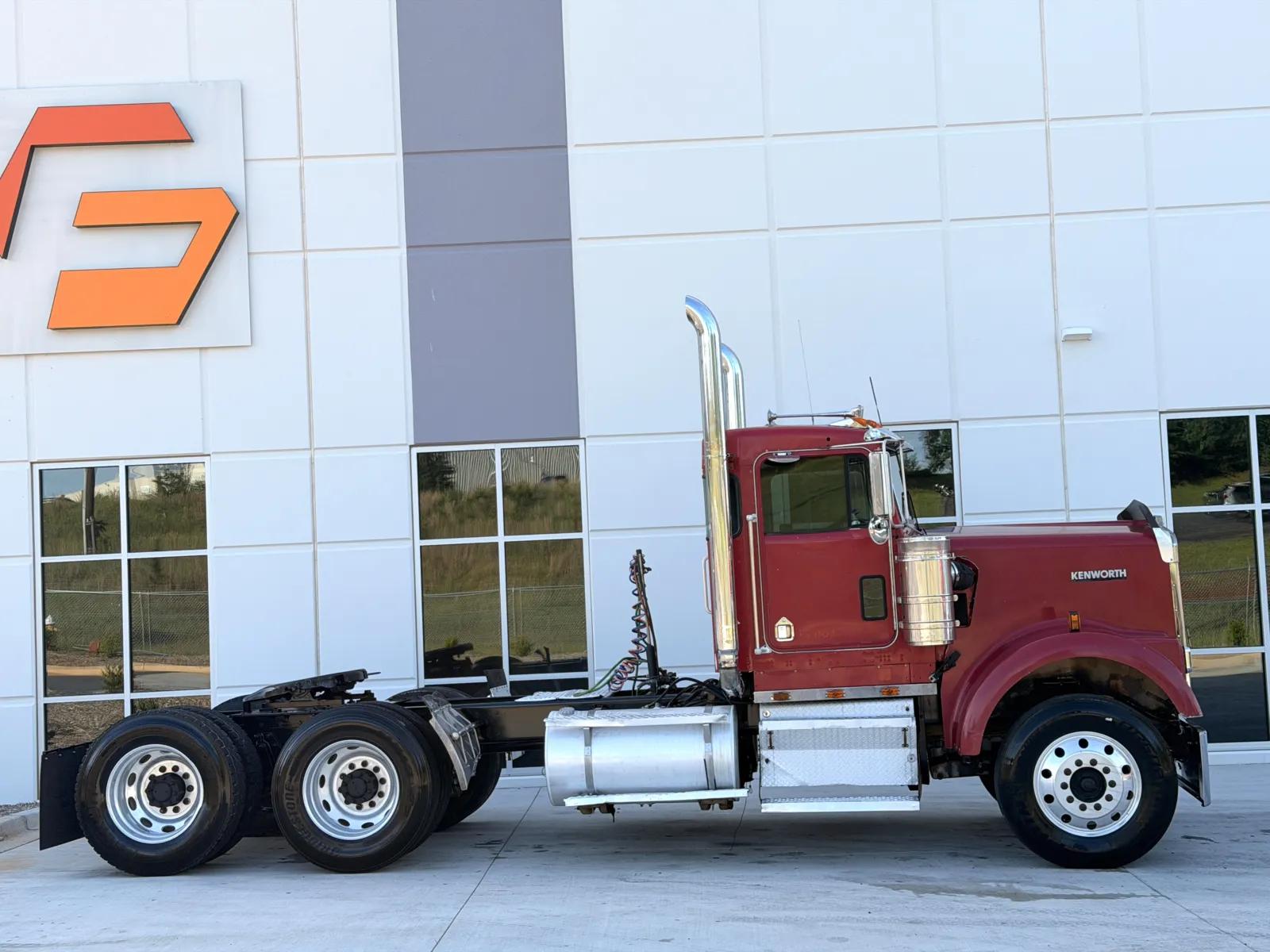 1997 Kenworth W900 in Greer, SC — photo 3