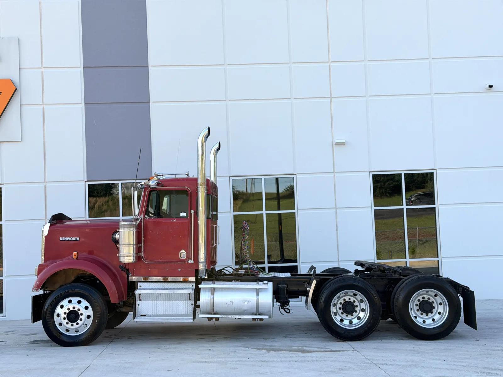 1997 Kenworth W900 in Greer, SC — photo 4