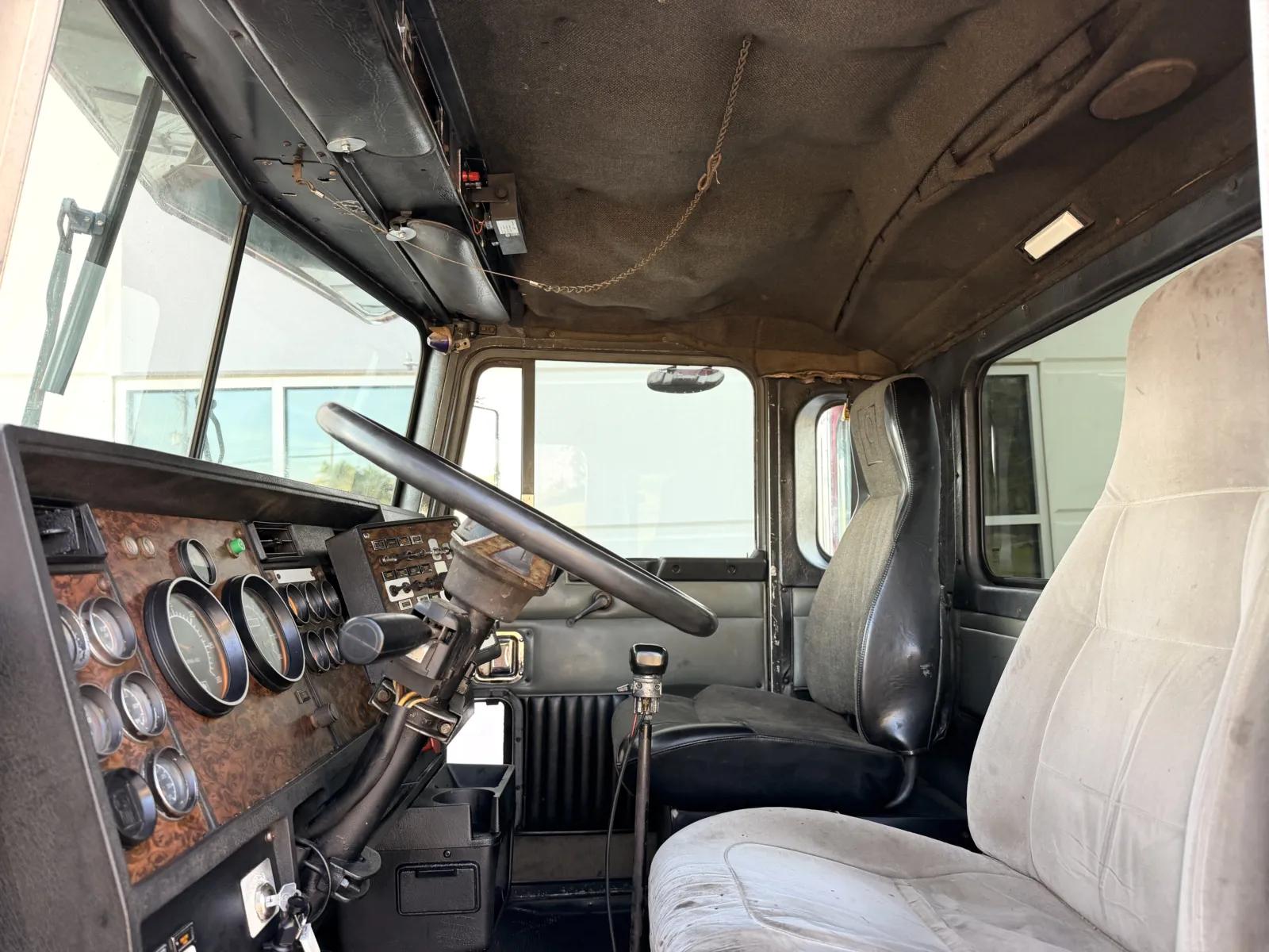 1997 Kenworth W900 in Greer, SC — photo 14