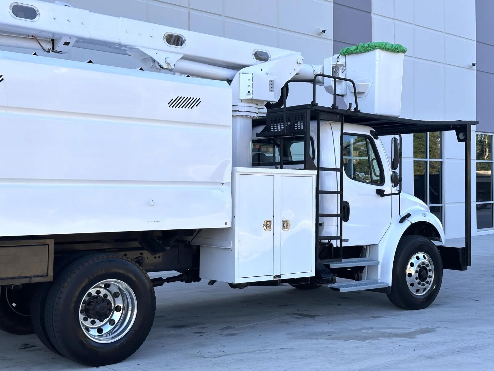 2011 Freightliner eM2 in Greer, SC — photo 7