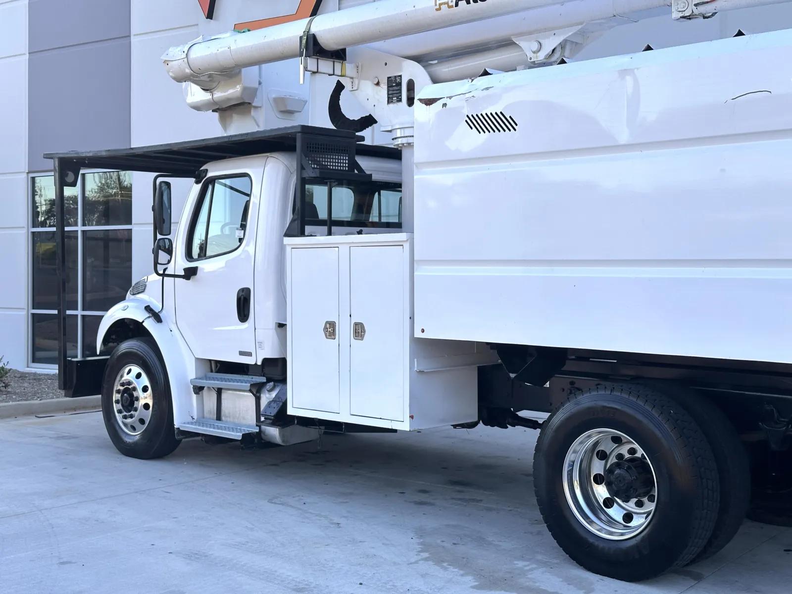 2011 Freightliner eM2 in Greer, SC — photo 8