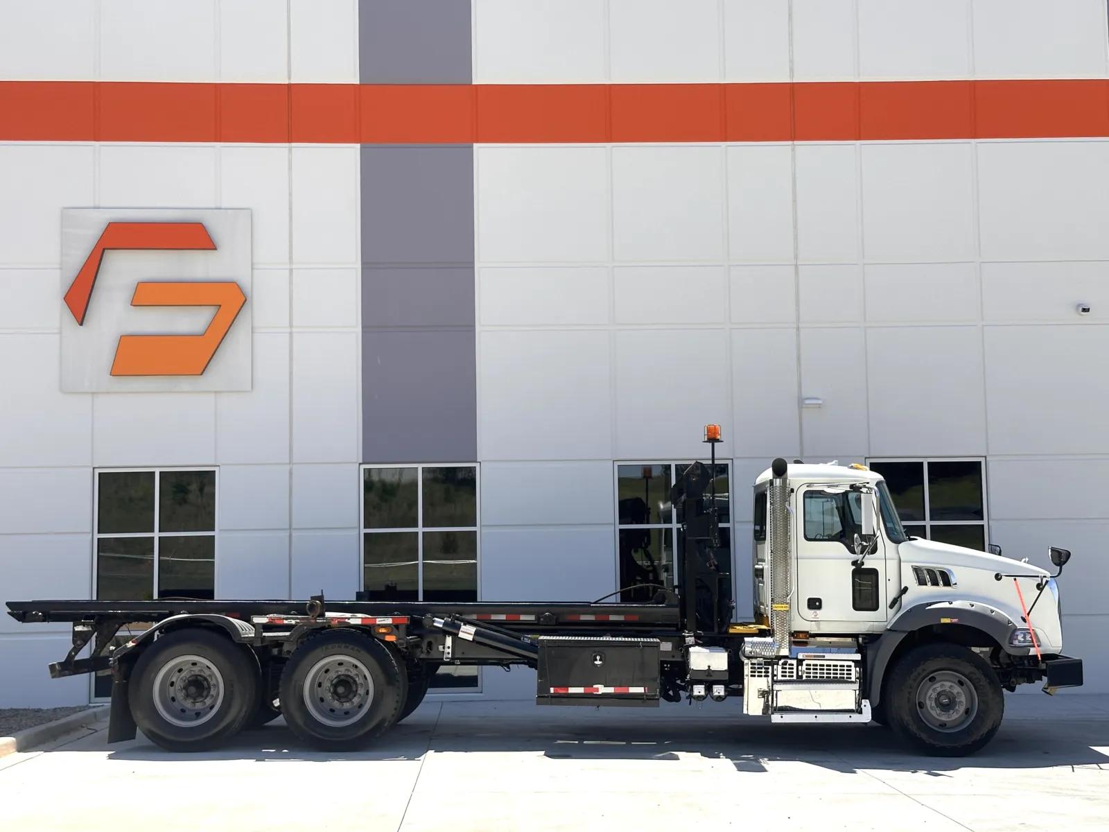 2021 Mack Granite in Greer, SC — photo 3