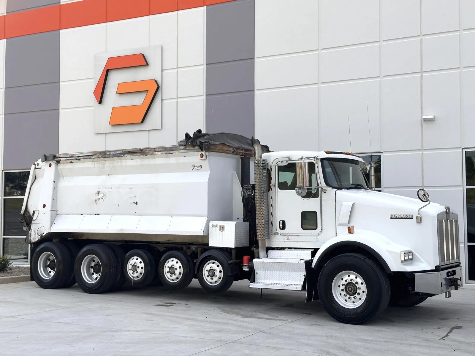 2012 Kenworth T800 in Greer, SC — photo 2