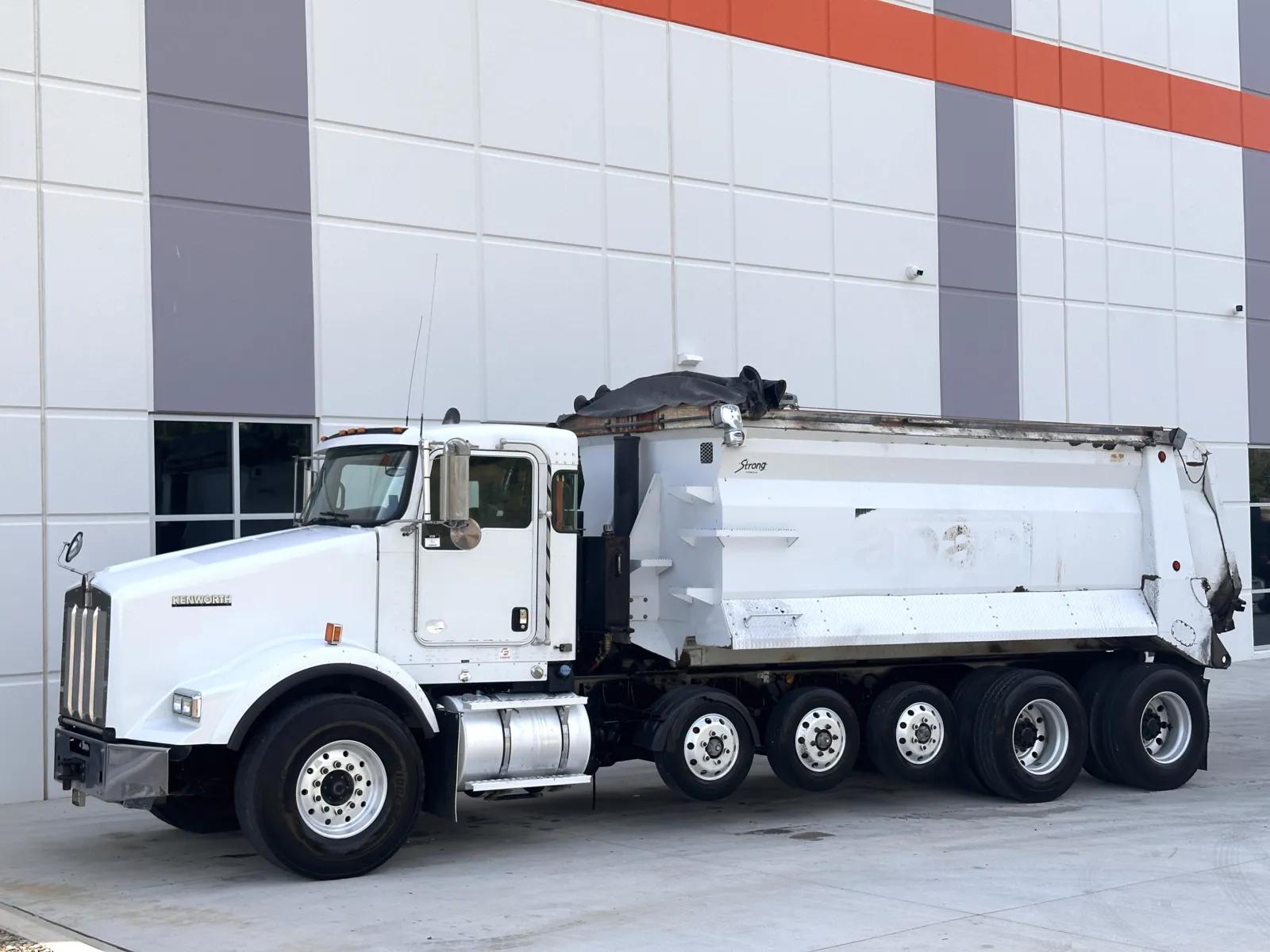 2012 Kenworth T800 in Greer, SC — photo 3