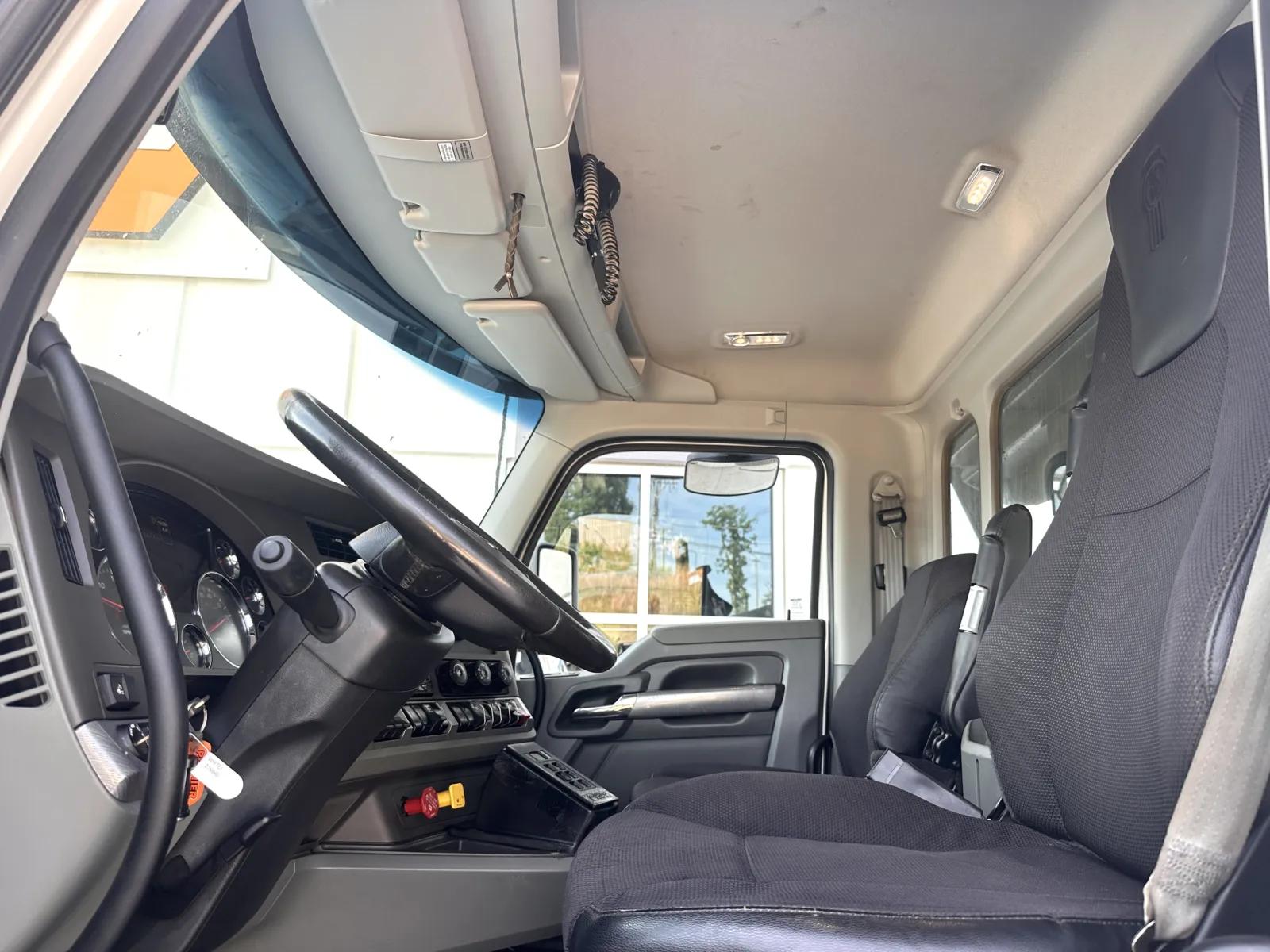 2019 Kenworth T880 in Greer, SC — photo 15