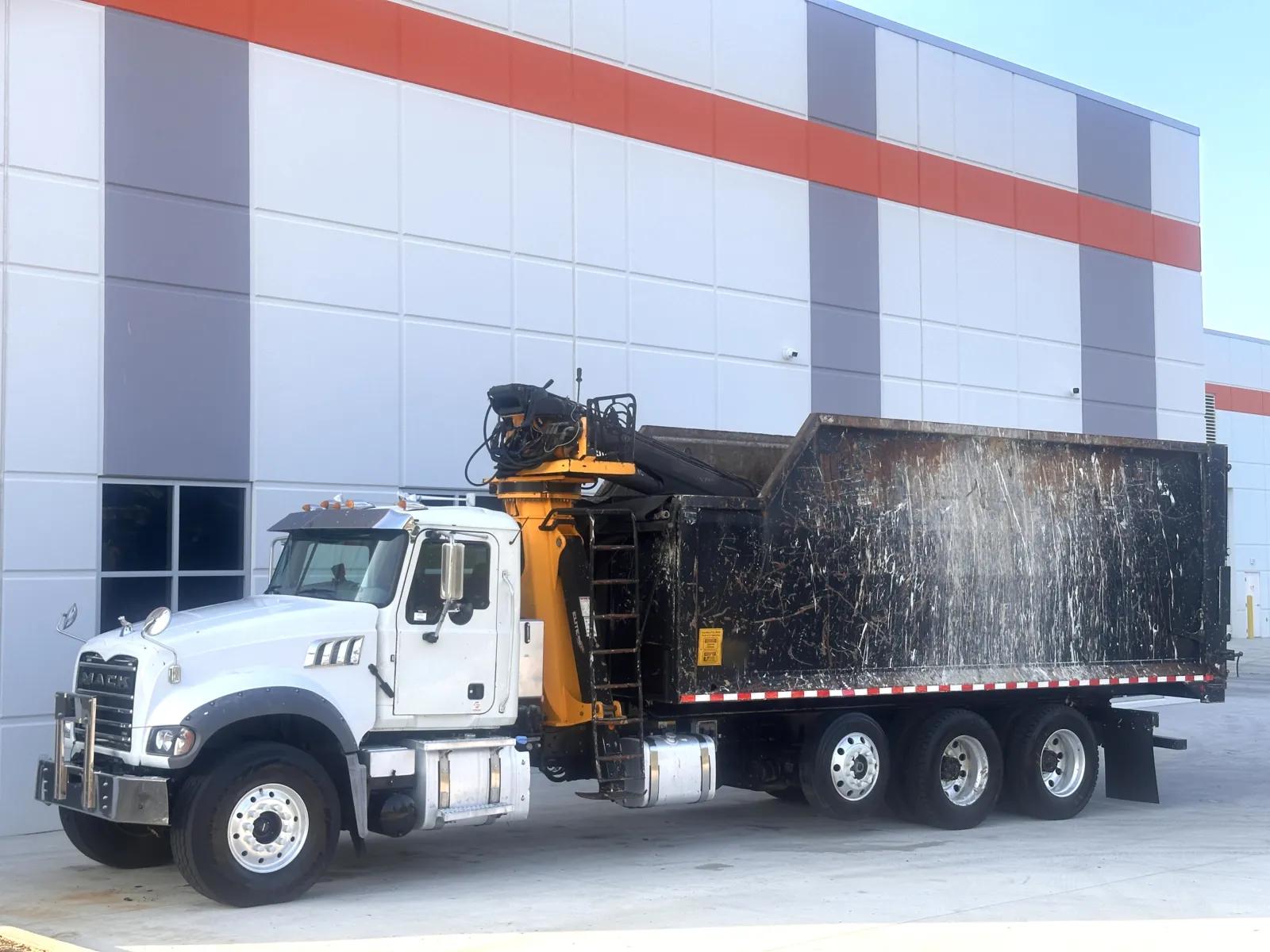 2019 Mack Granite in Greer, SC — photo 2