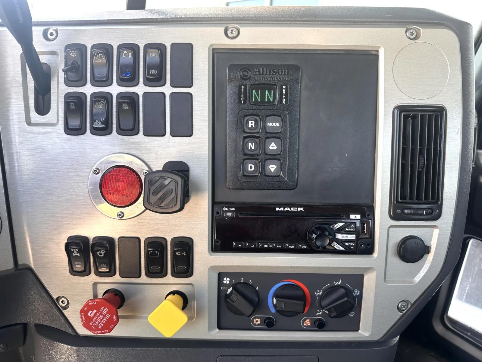 2018 Mack Granite in Greer, SC — photo 18