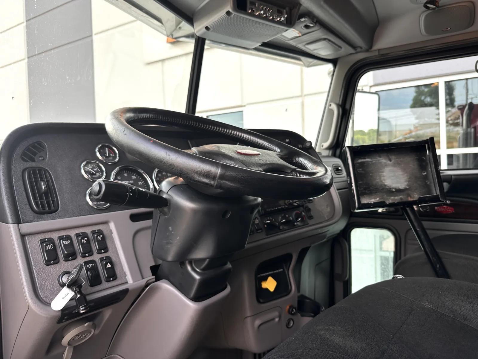 2021 Peterbilt 389 in Greer, SC — photo 16