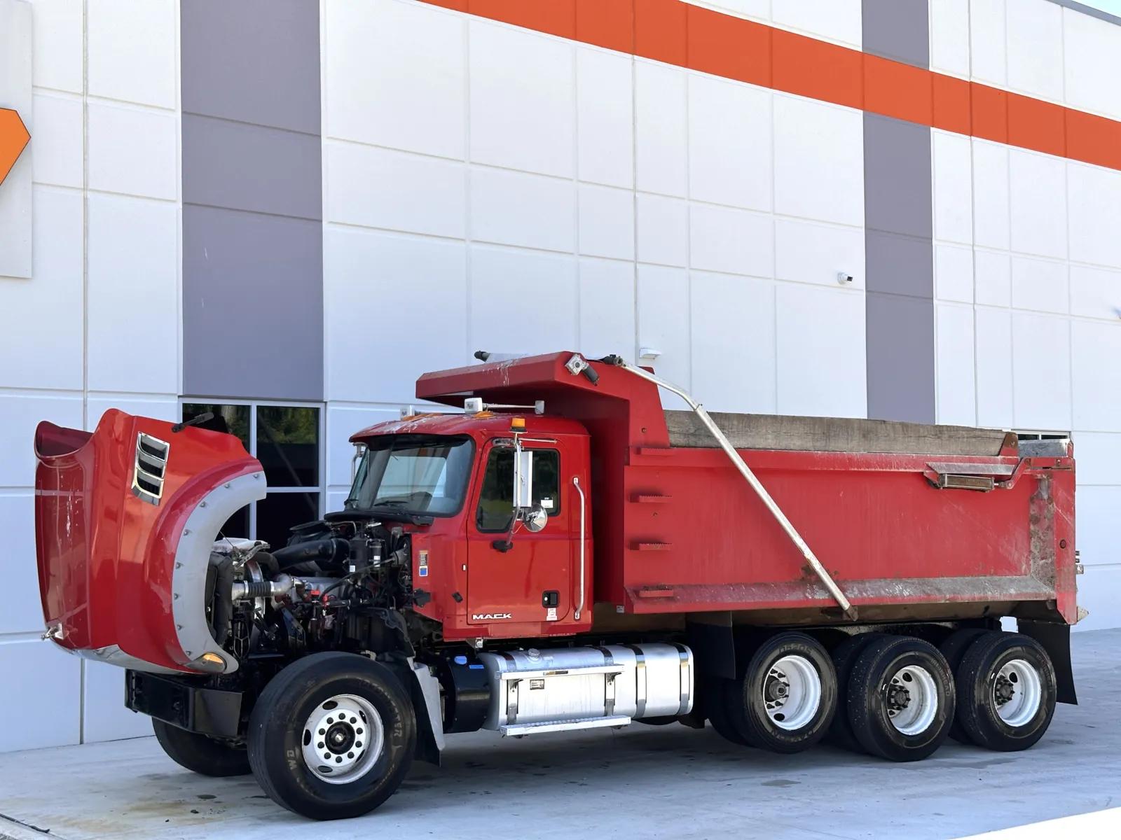 2016 Mack Granite in Greer, SC — photo 11