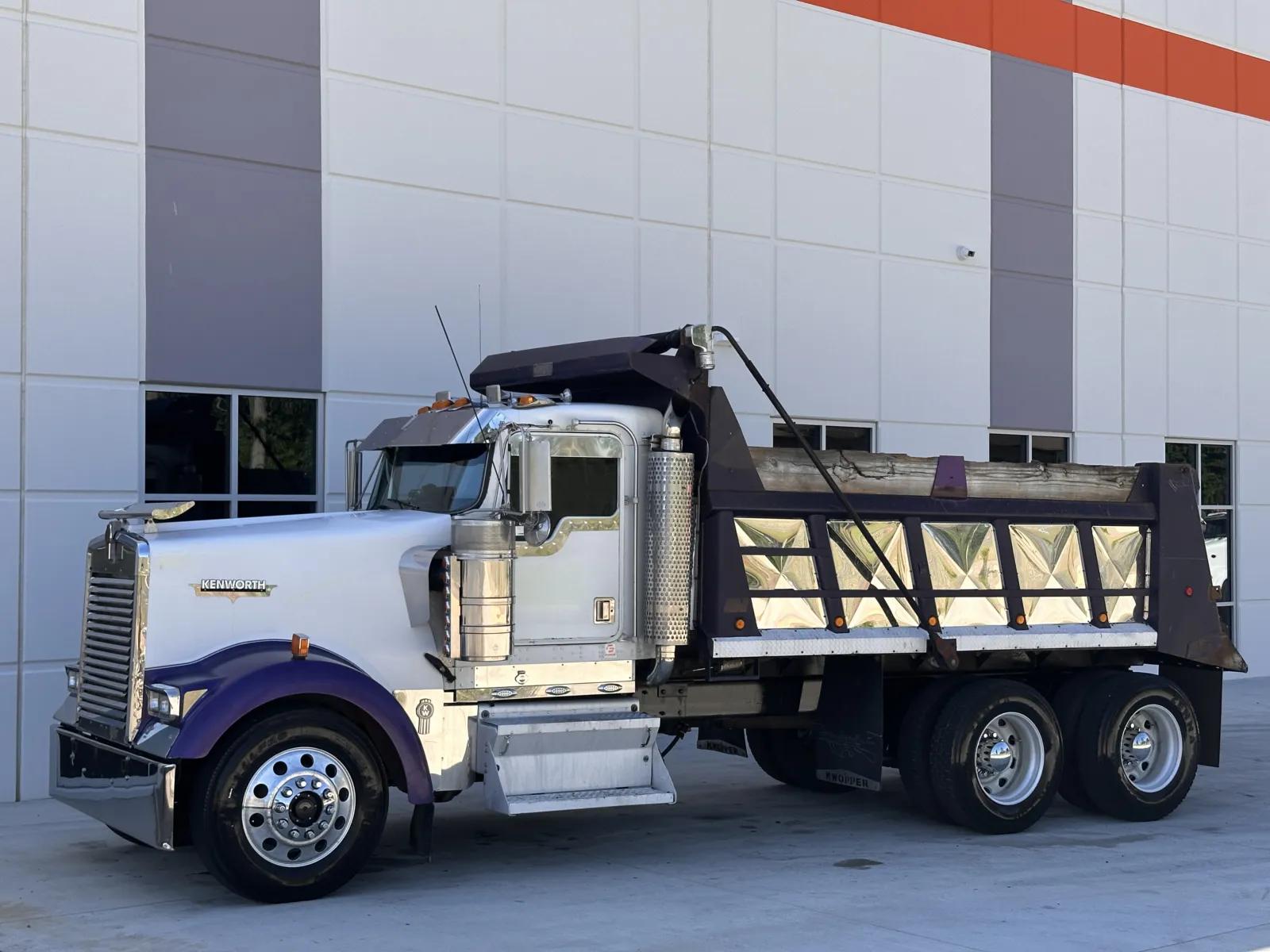 2001 Kenworth W900 in Greer, SC — photo 3