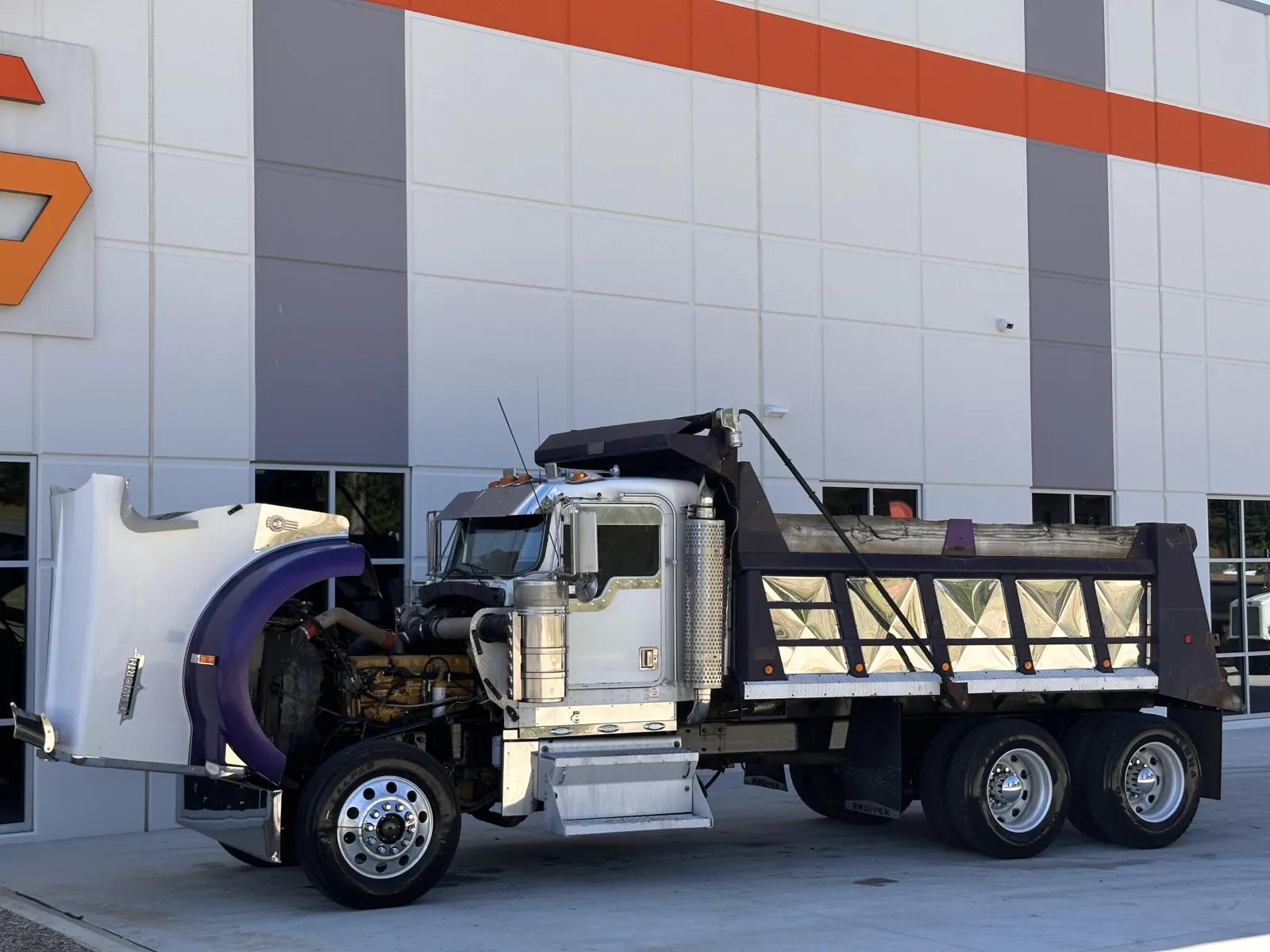 2001 Kenworth W900 in Greer, SC — photo 11