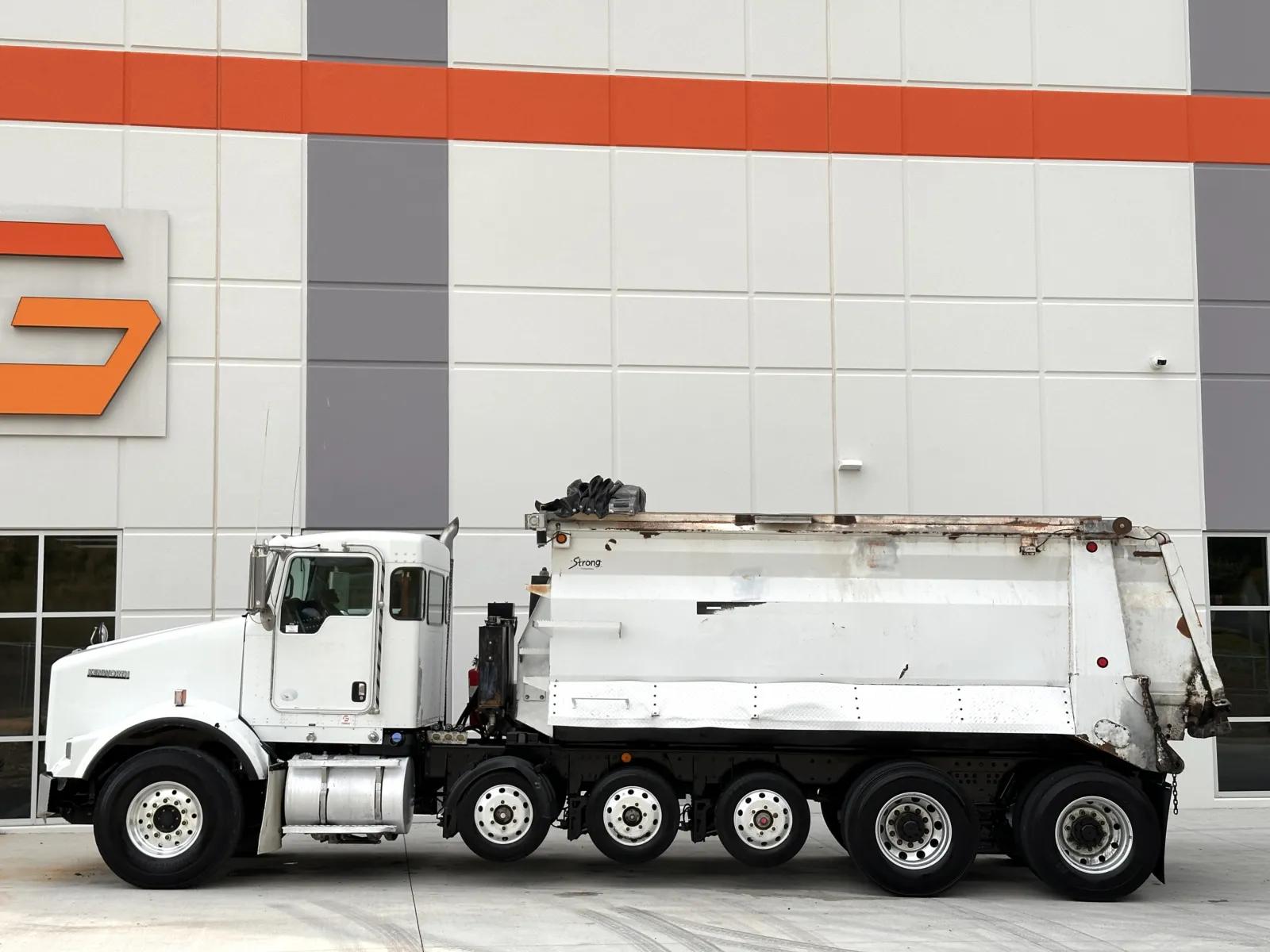 2012 Kenworth T800 in Greer, SC — photo 5