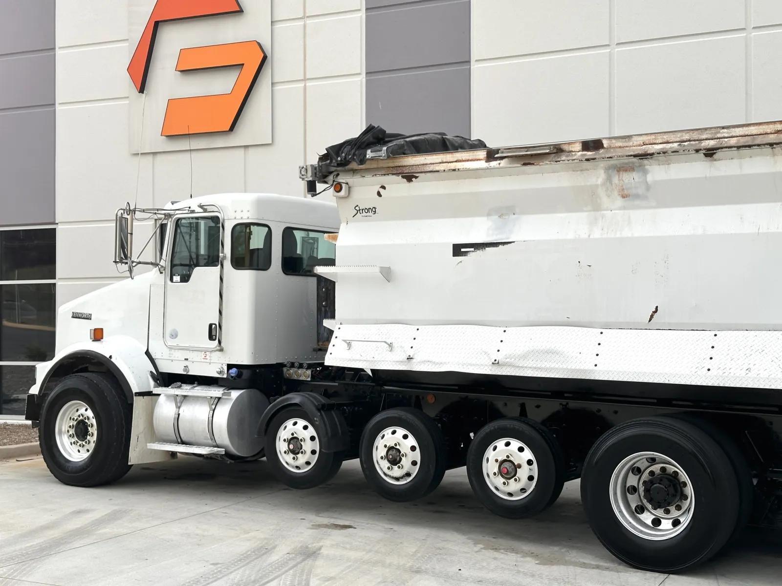 2012 Kenworth T800 in Greer, SC — photo 9