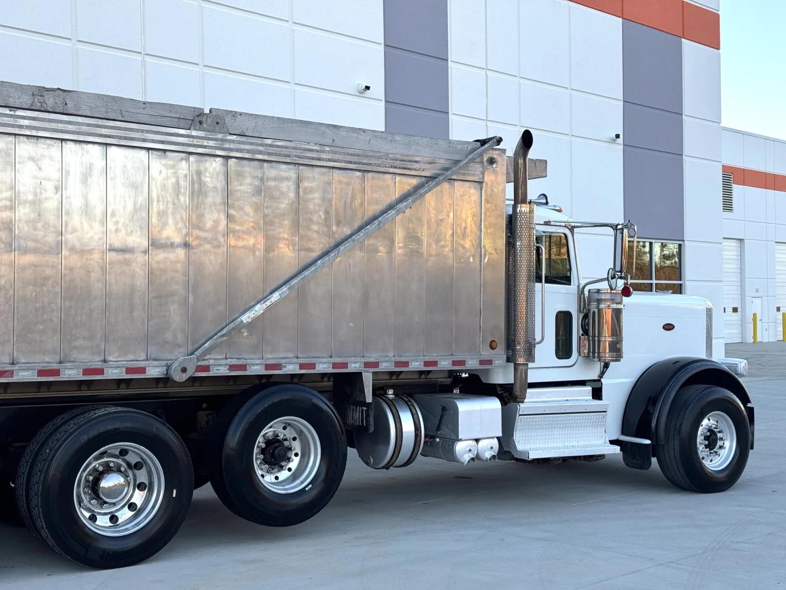2020 Peterbilt 389 in Greer, SC — photo 8