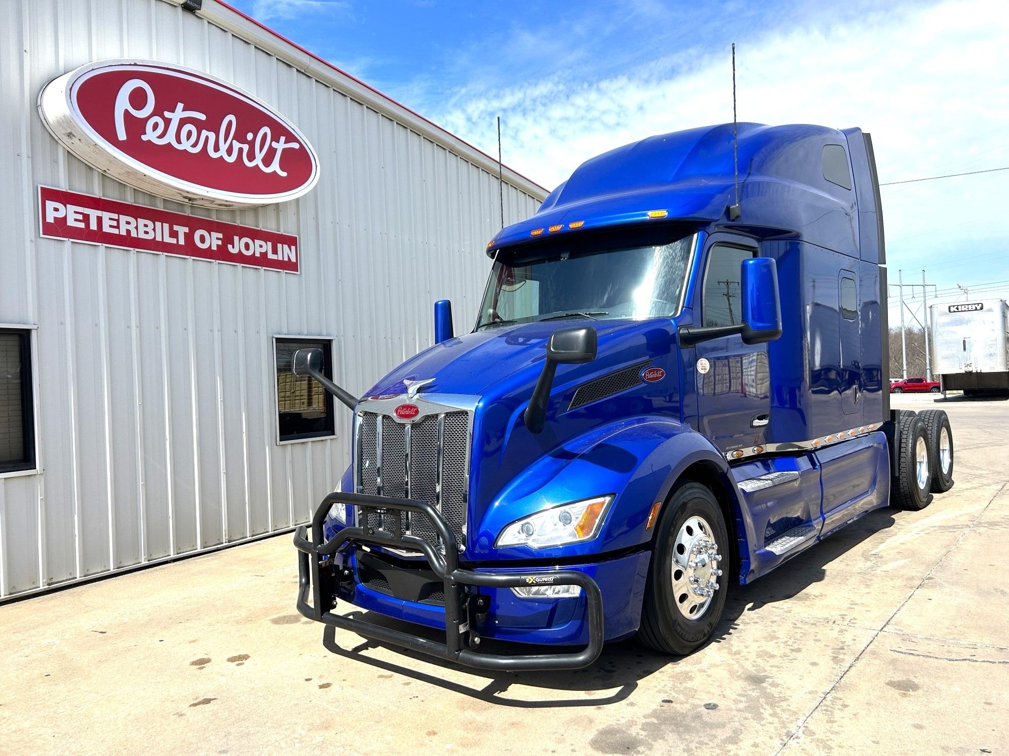 2023 Peterbilt 579