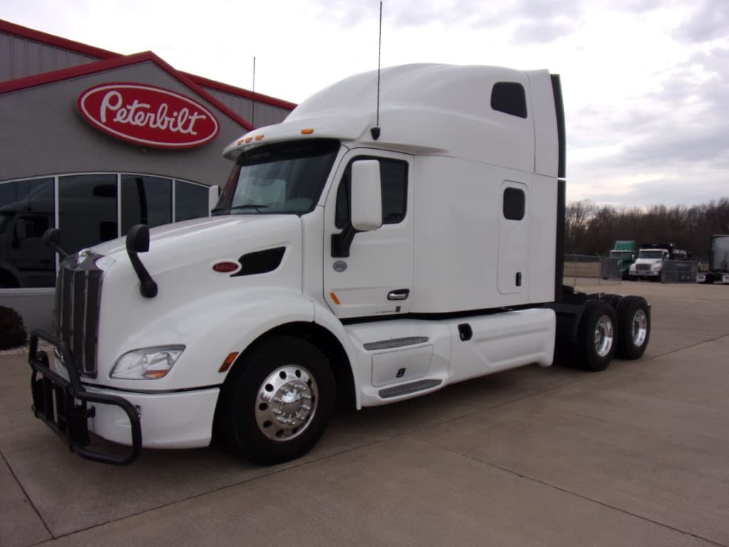 2021 Peterbilt 579