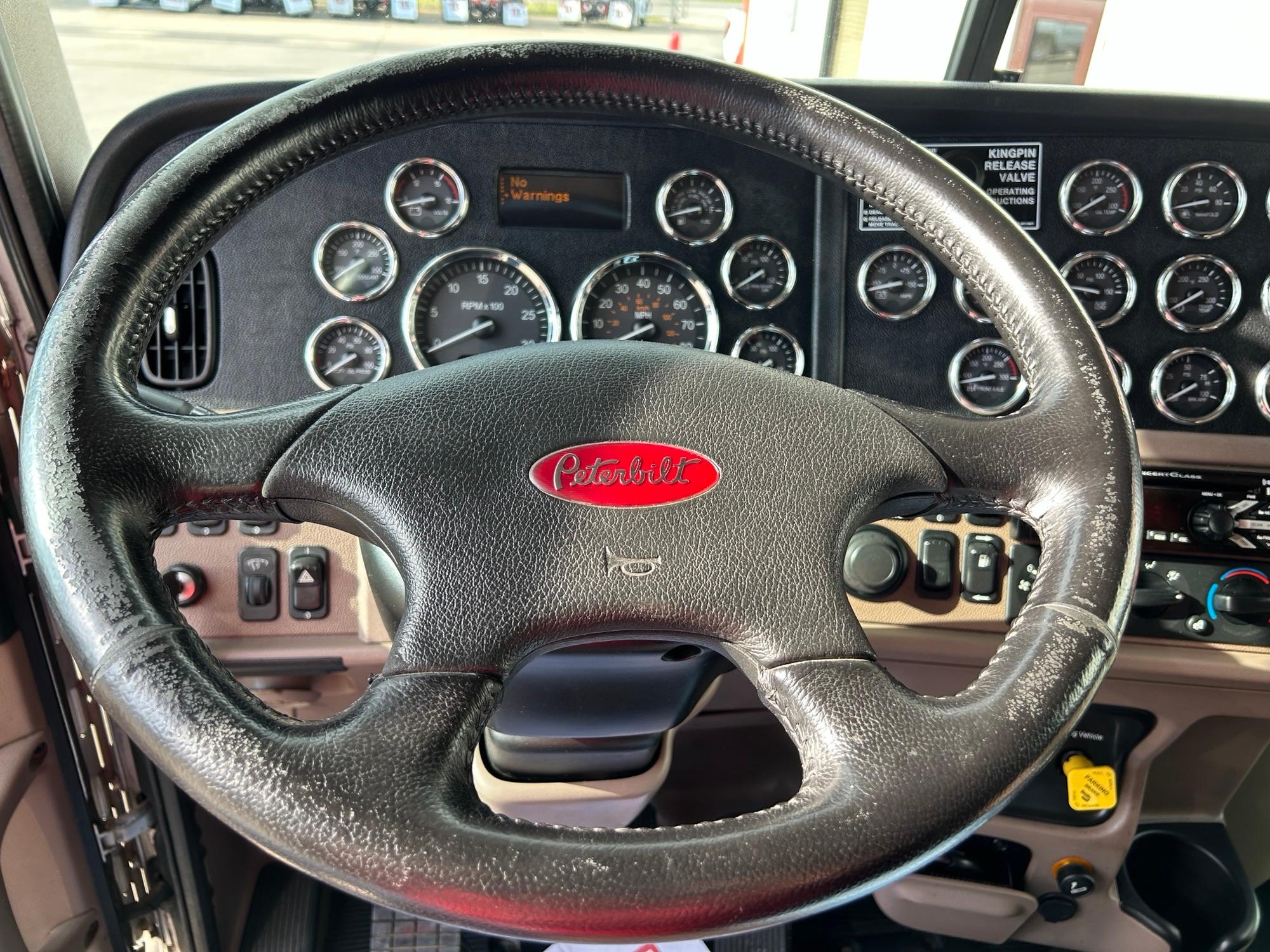 2019 Peterbilt in Joplin, MO — photo 11