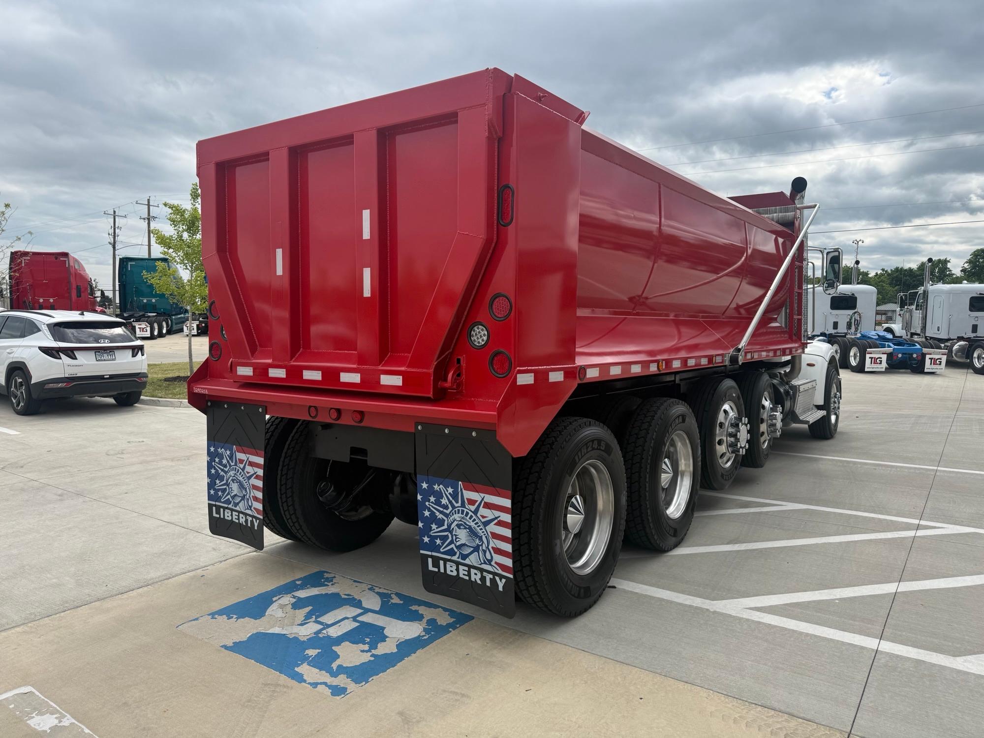 2015 Peterbilt 367 in Portland, OR — photo 5