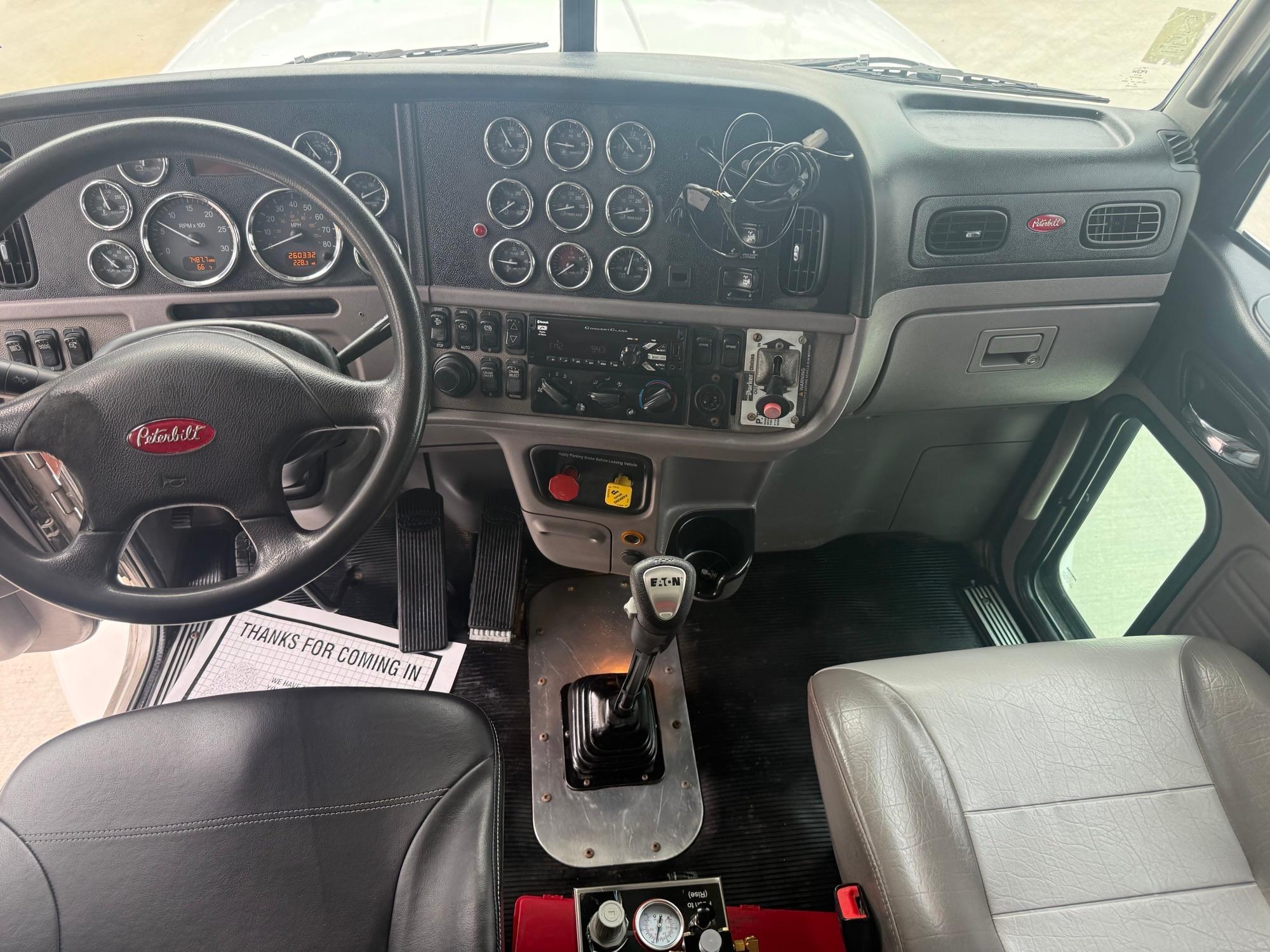 2015 Peterbilt 367 in Portland, OR — photo 13