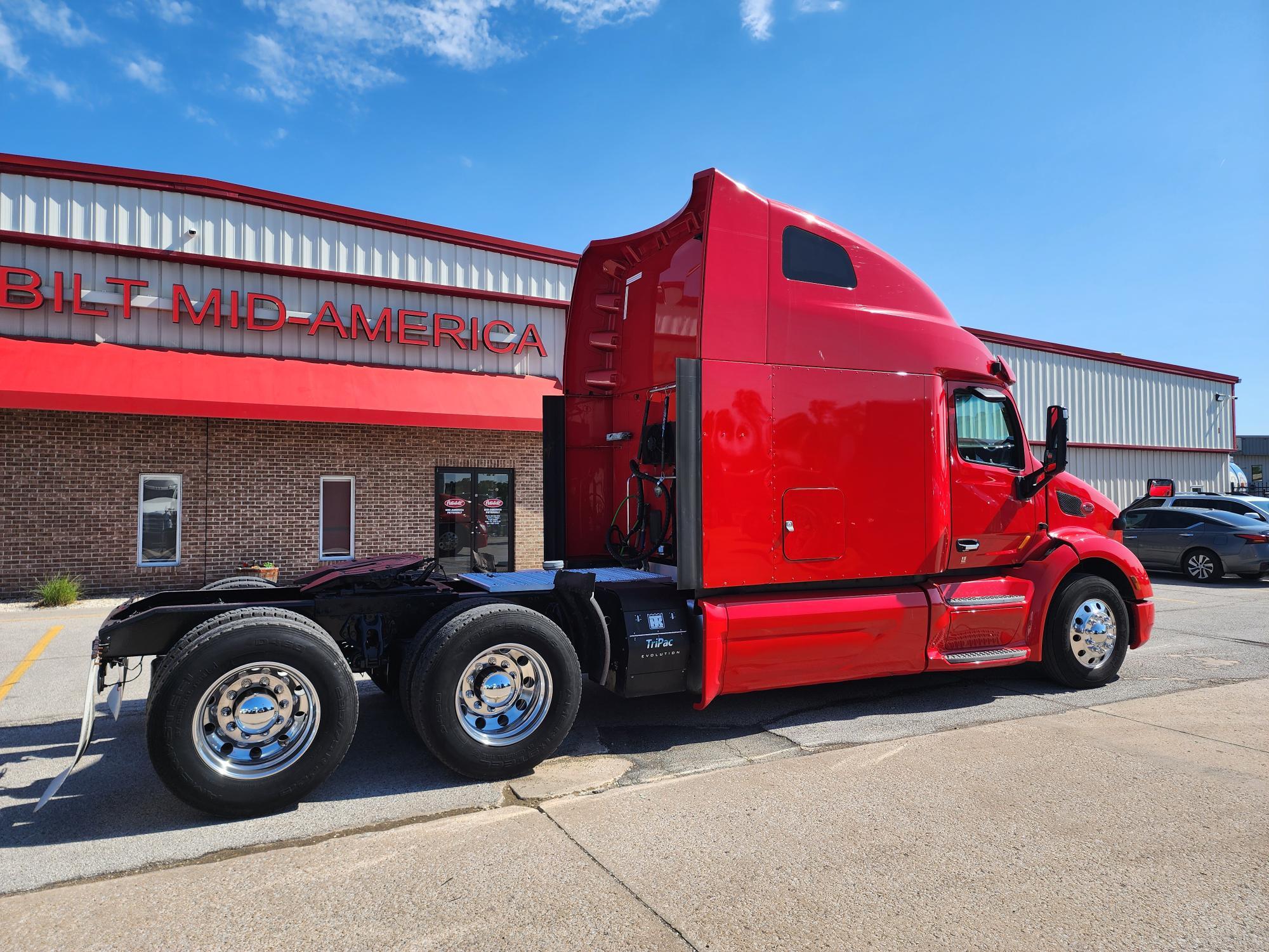 2019 Peterbilt 579 in O'Fallon, MO — photo 4