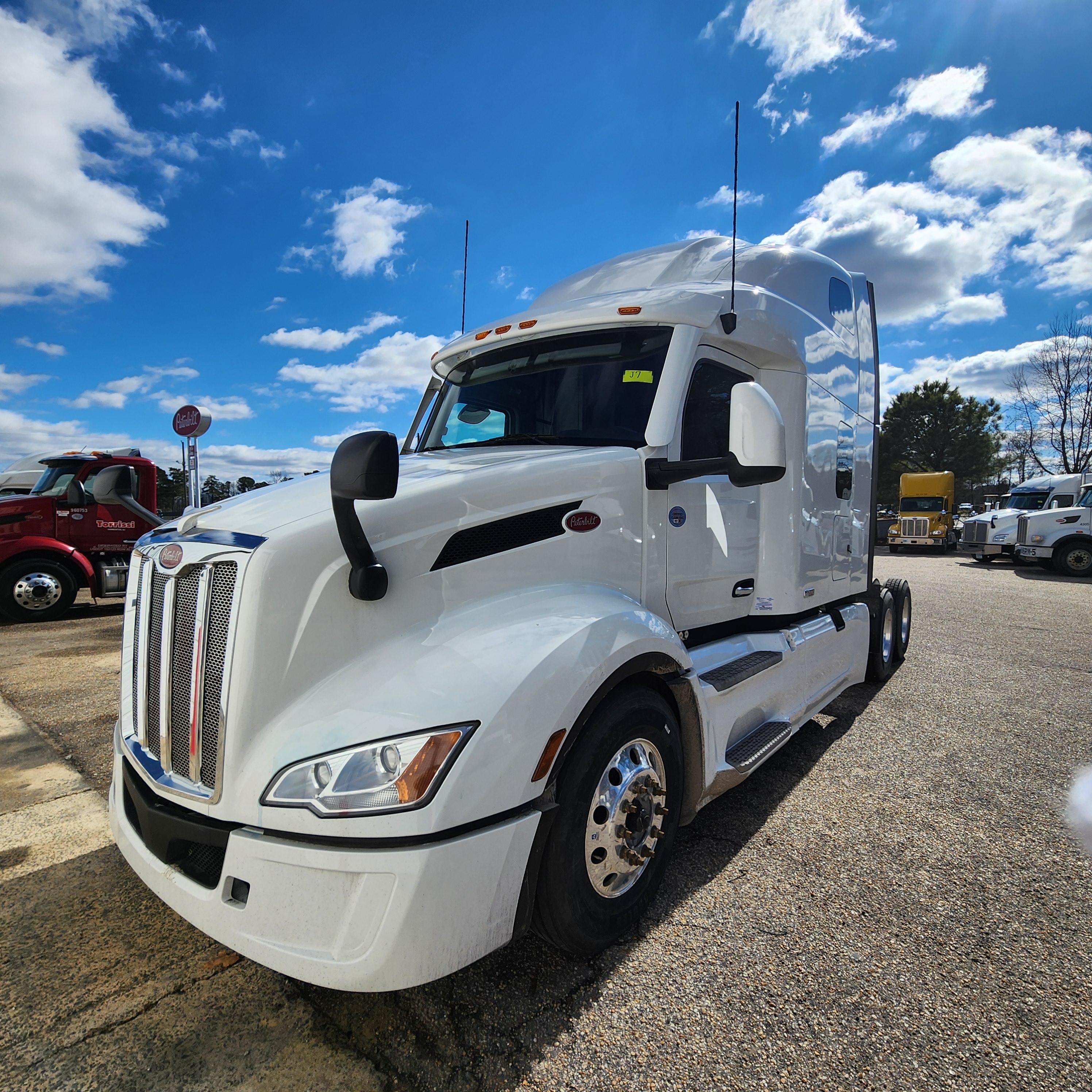 2024 Peterbilt 579