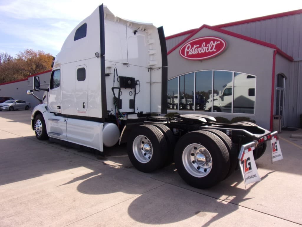 2025 Peterbilt 579 in Fort Smith, AR — photo 7