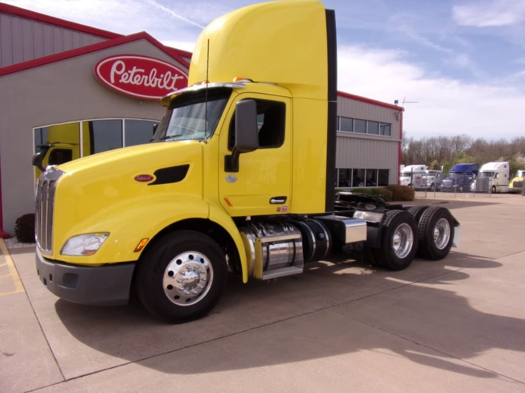 2021 Peterbilt 579