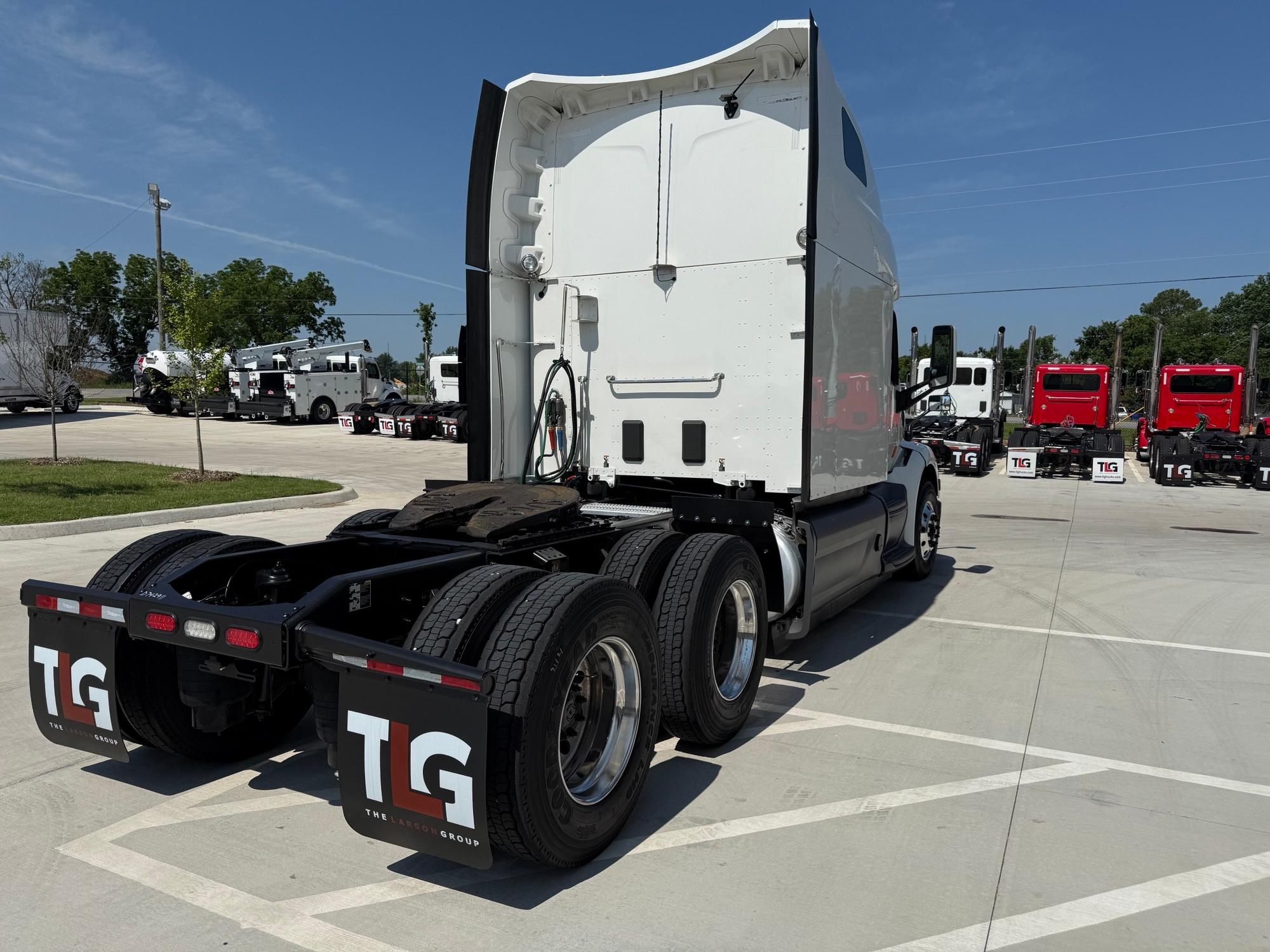 2021 Peterbilt 579 in Lowell, AR — photo 5