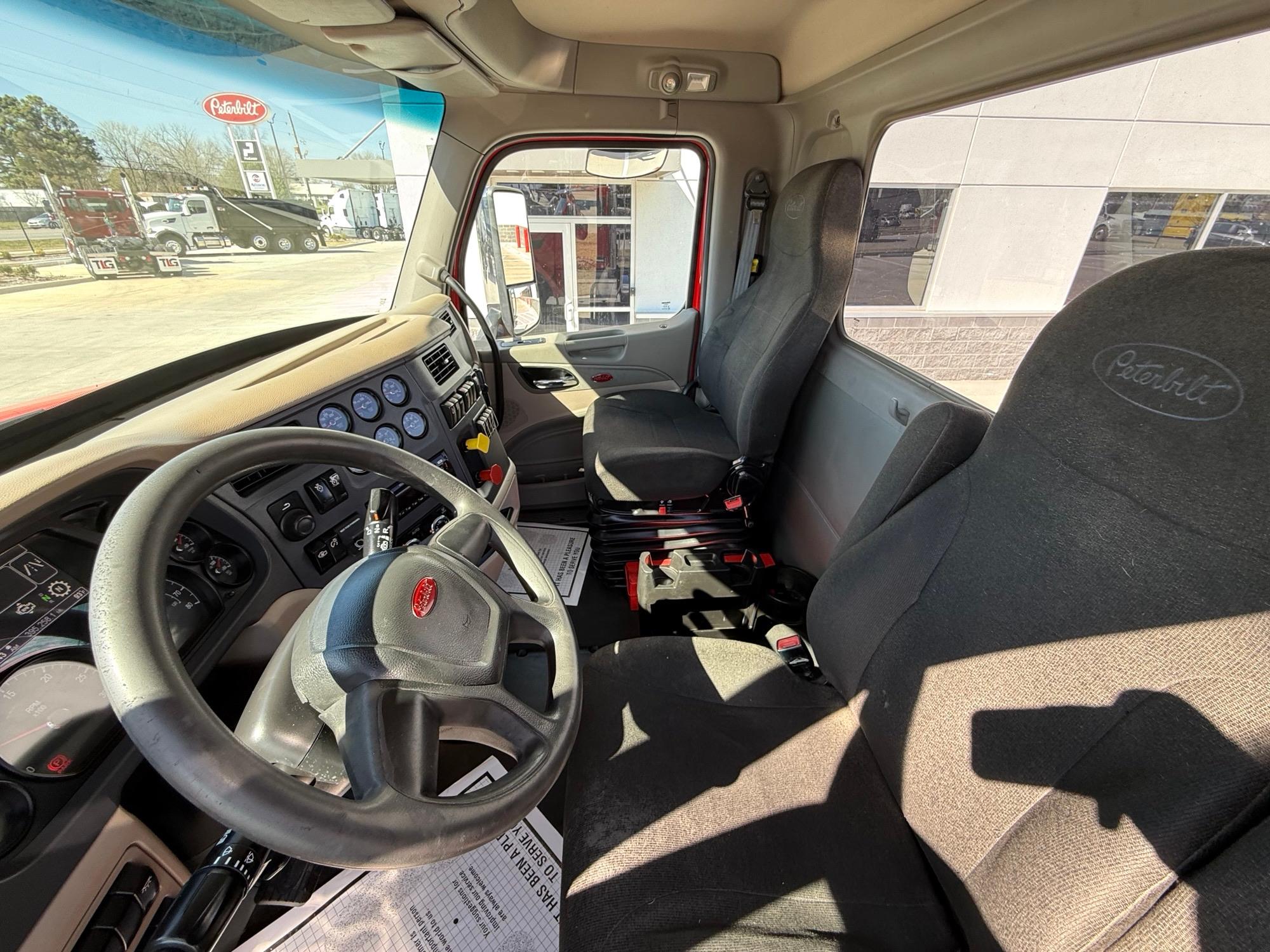 2021 Peterbilt 567 in Raleigh, NC — photo 11