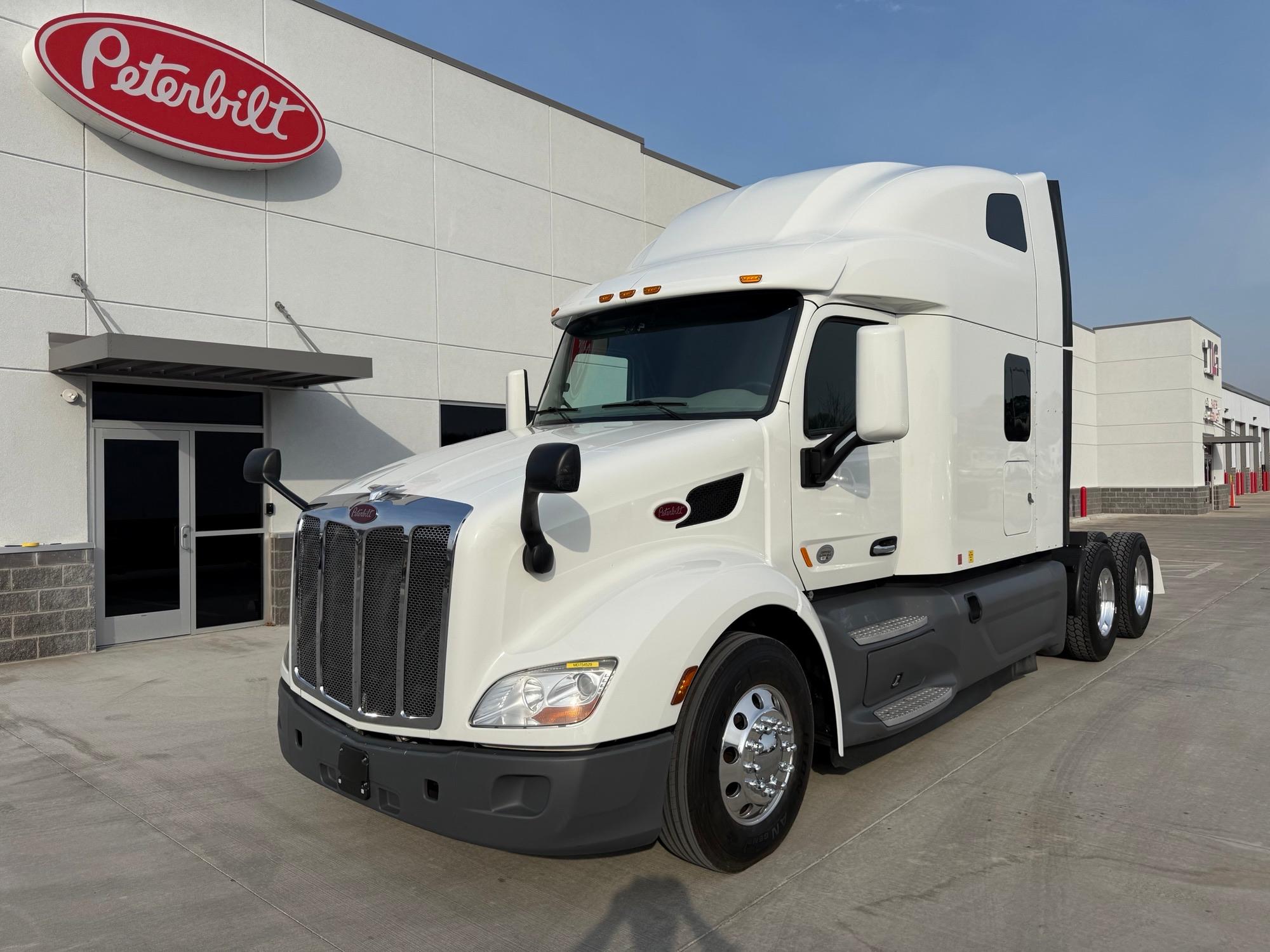 2021 Peterbilt 579