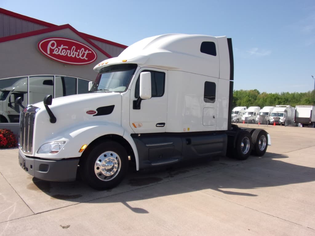 2021 Peterbilt 579