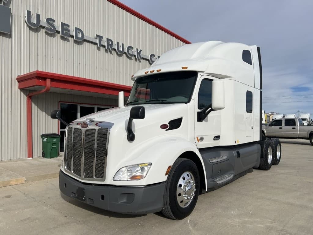 2021 Peterbilt 579