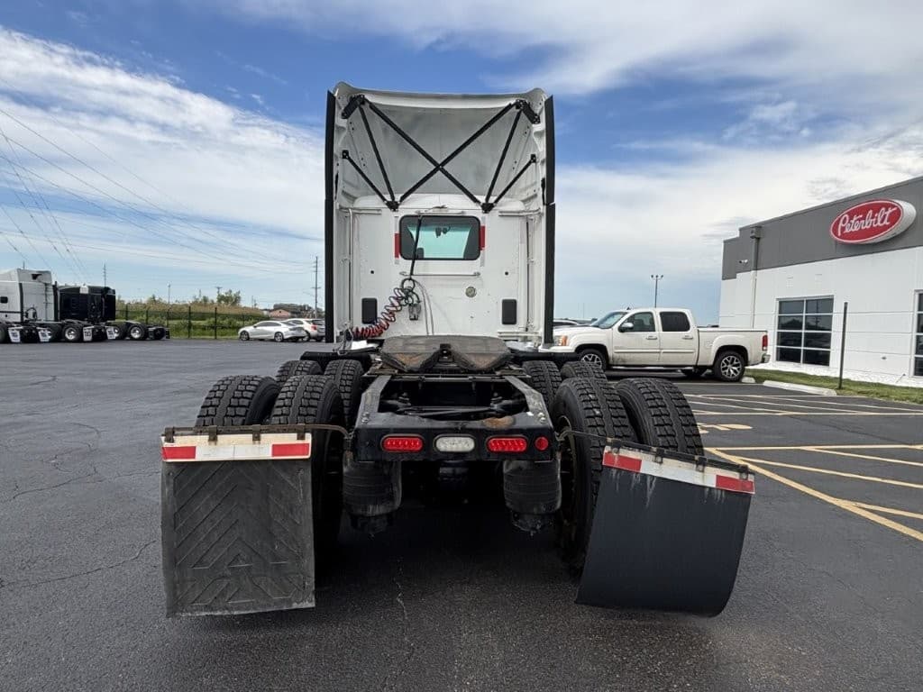 2021 Peterbilt 579 in Springfield, MO — photo 5