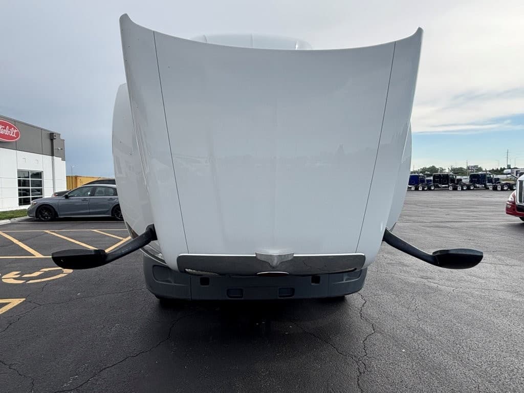 2021 Peterbilt 579 in Springfield, MO — photo 7