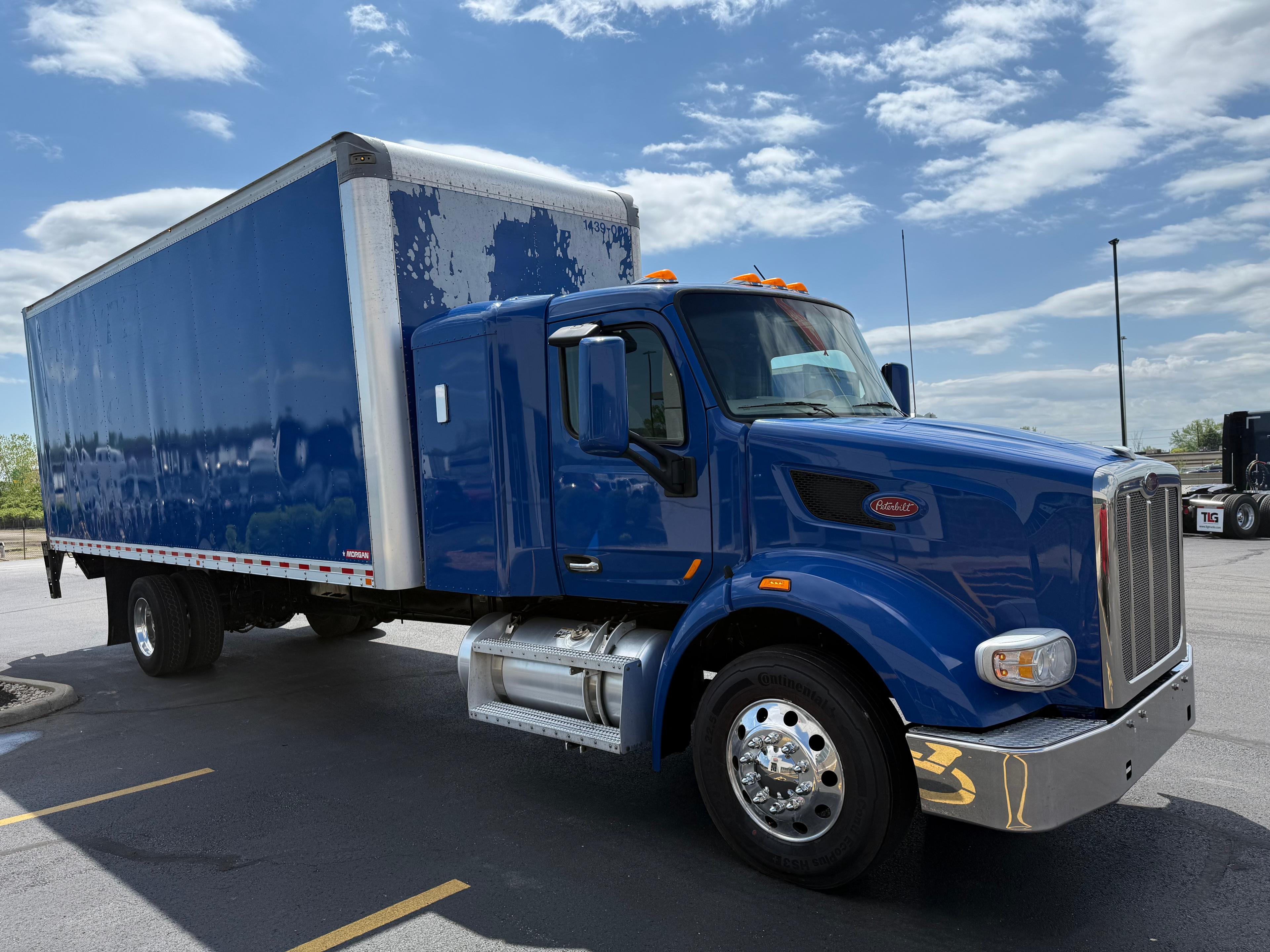2021 Peterbilt 567 in Cincinnati, OH — photo 7