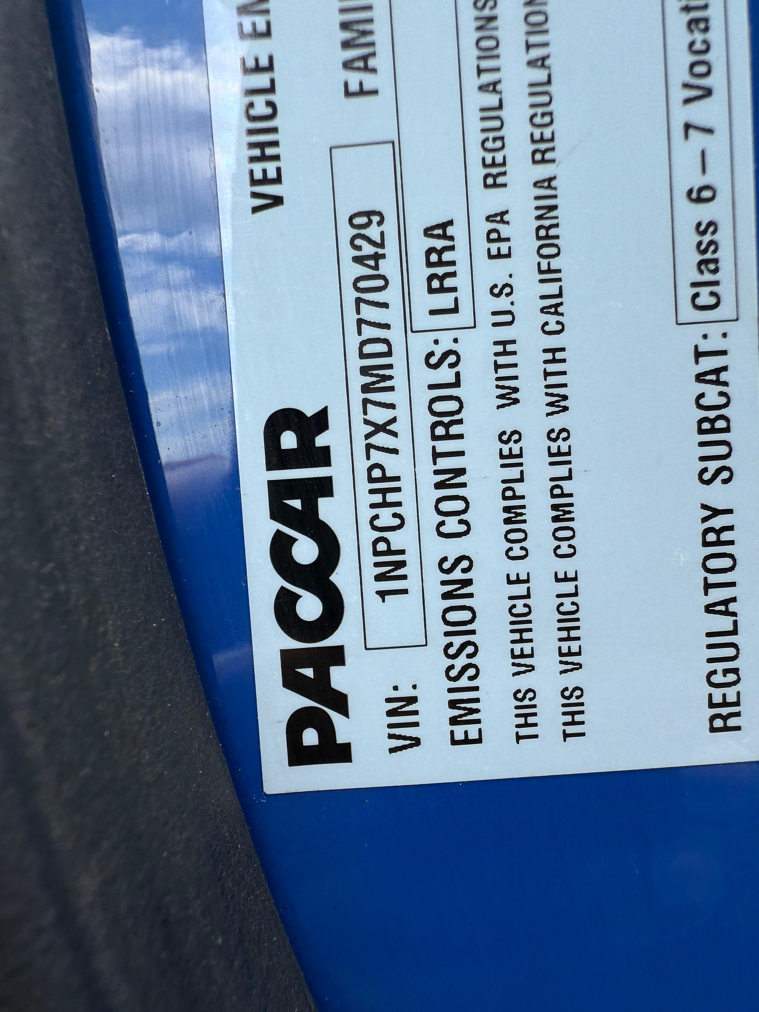 2021 Peterbilt 567 in Cincinnati, OH — photo 15