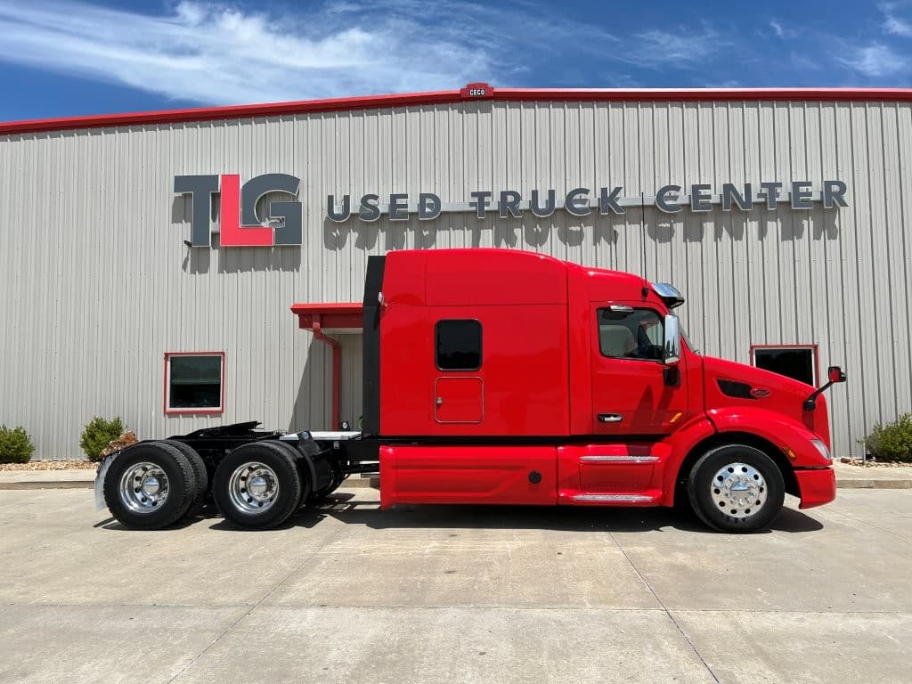 2022 Peterbilt 579 in Springfield, MO — photo 3