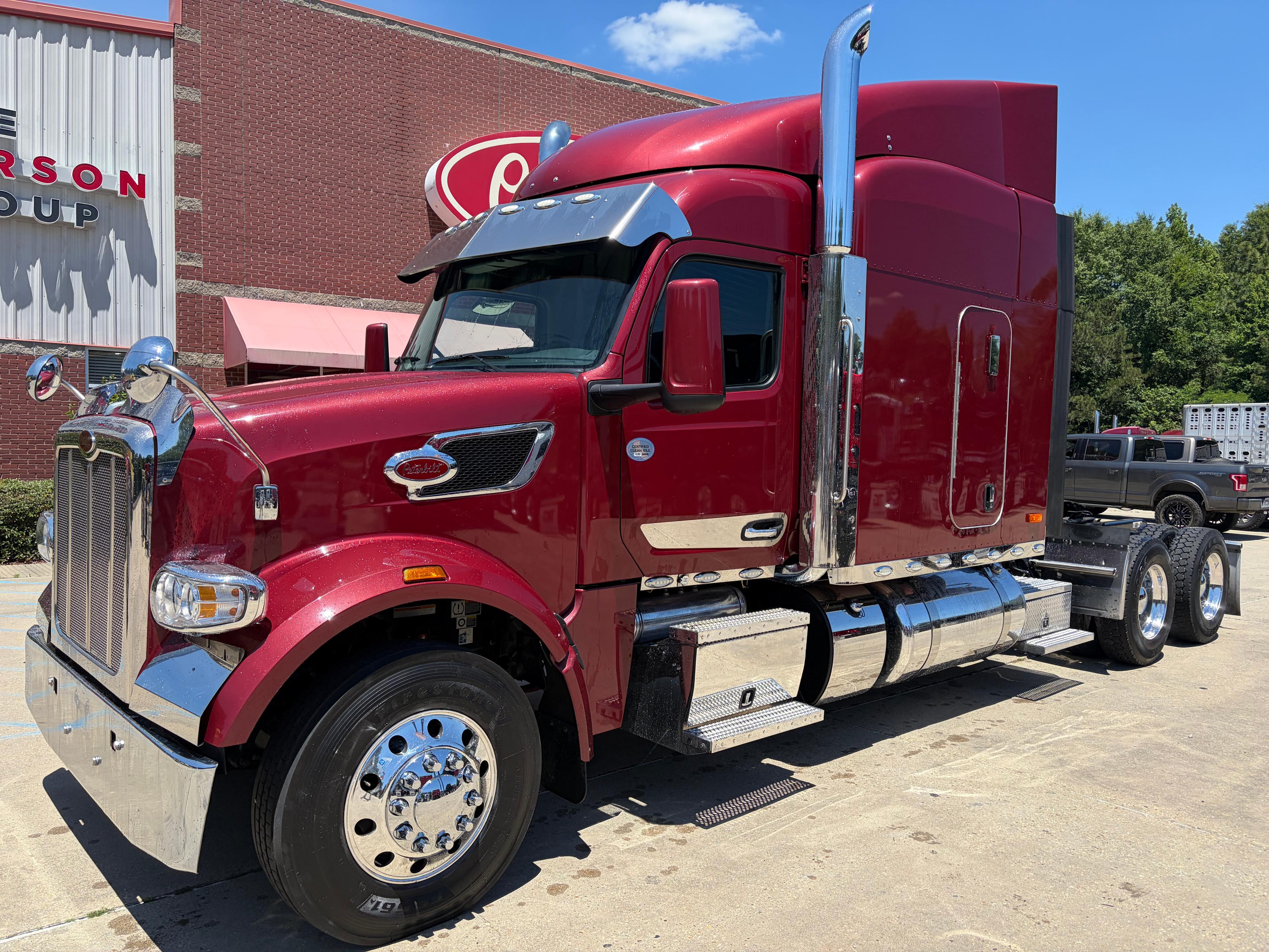 2022 Peterbilt 567