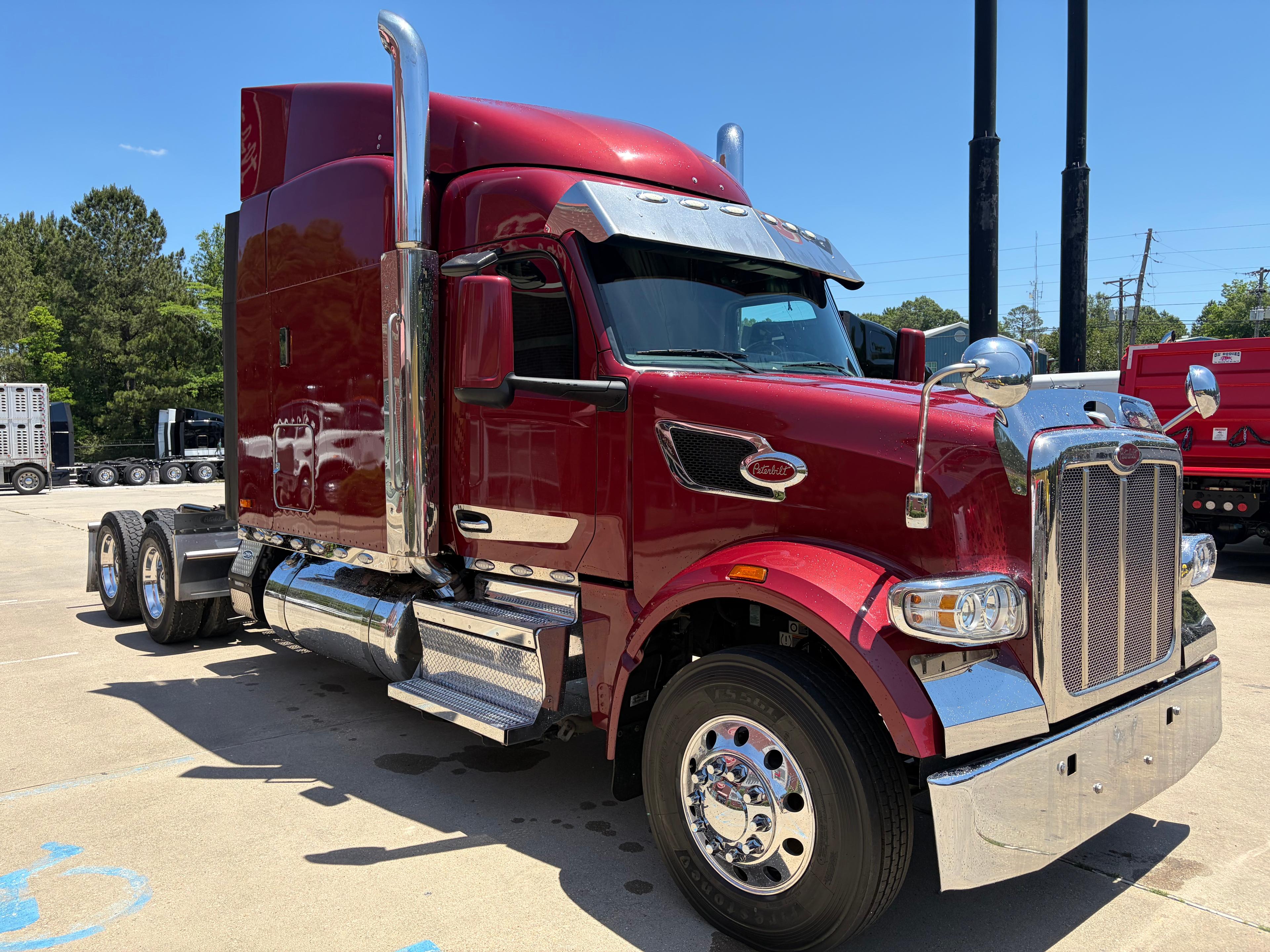 2022 Peterbilt 567 in Hattiesburg, MS — photo 7
